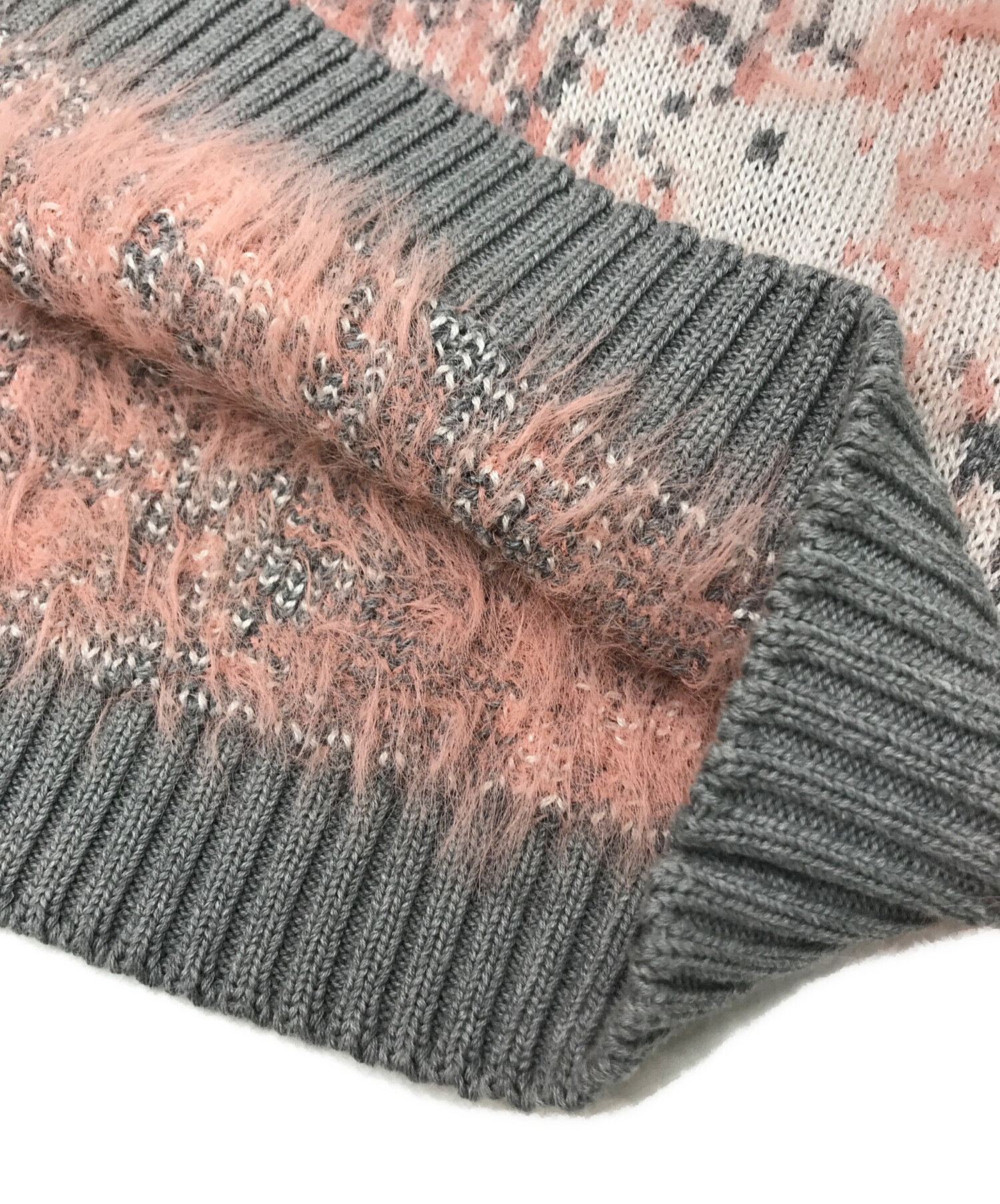 DIESEL ディーゼル Vネック長袖ニット ピンク ウール HK000093 DIESEL（ディーゼル）の「レディース 長袖ニット Vネックトップス