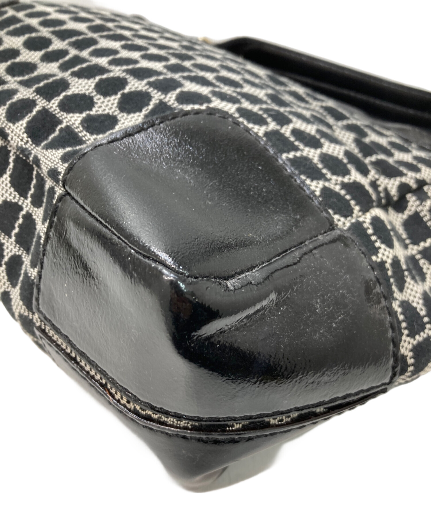 Kate Spade ケイトスペード/チェルシーノースサウスデュアル ジップフォンクロスボディ/KC636/Aランク/76【中古】 kate spade new york(ケイトスペードニューヨーク) / チェルシー