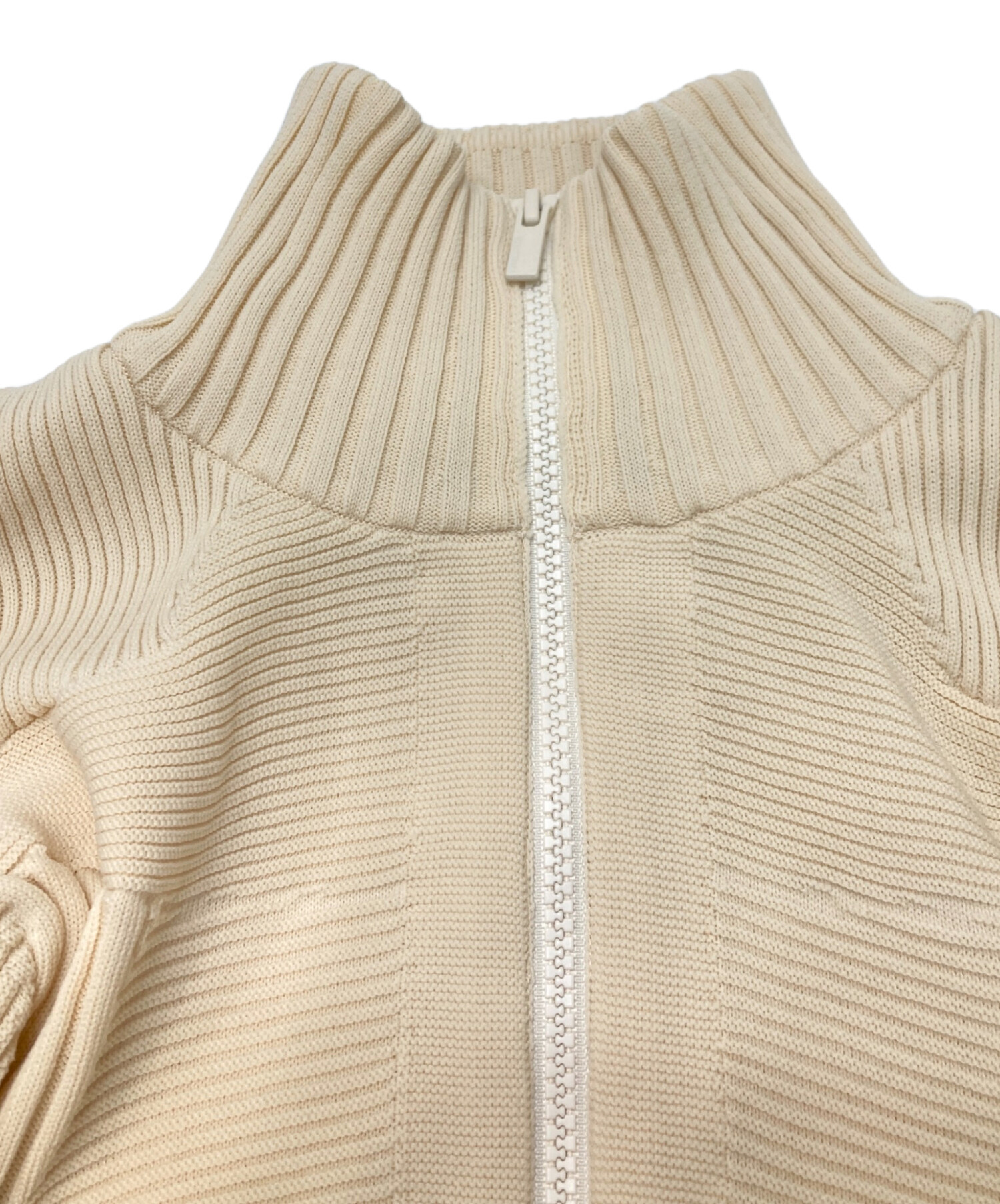 中古・古着通販】ISSEY MIYAKE (イッセイミヤケ) ジップアッププリーツ