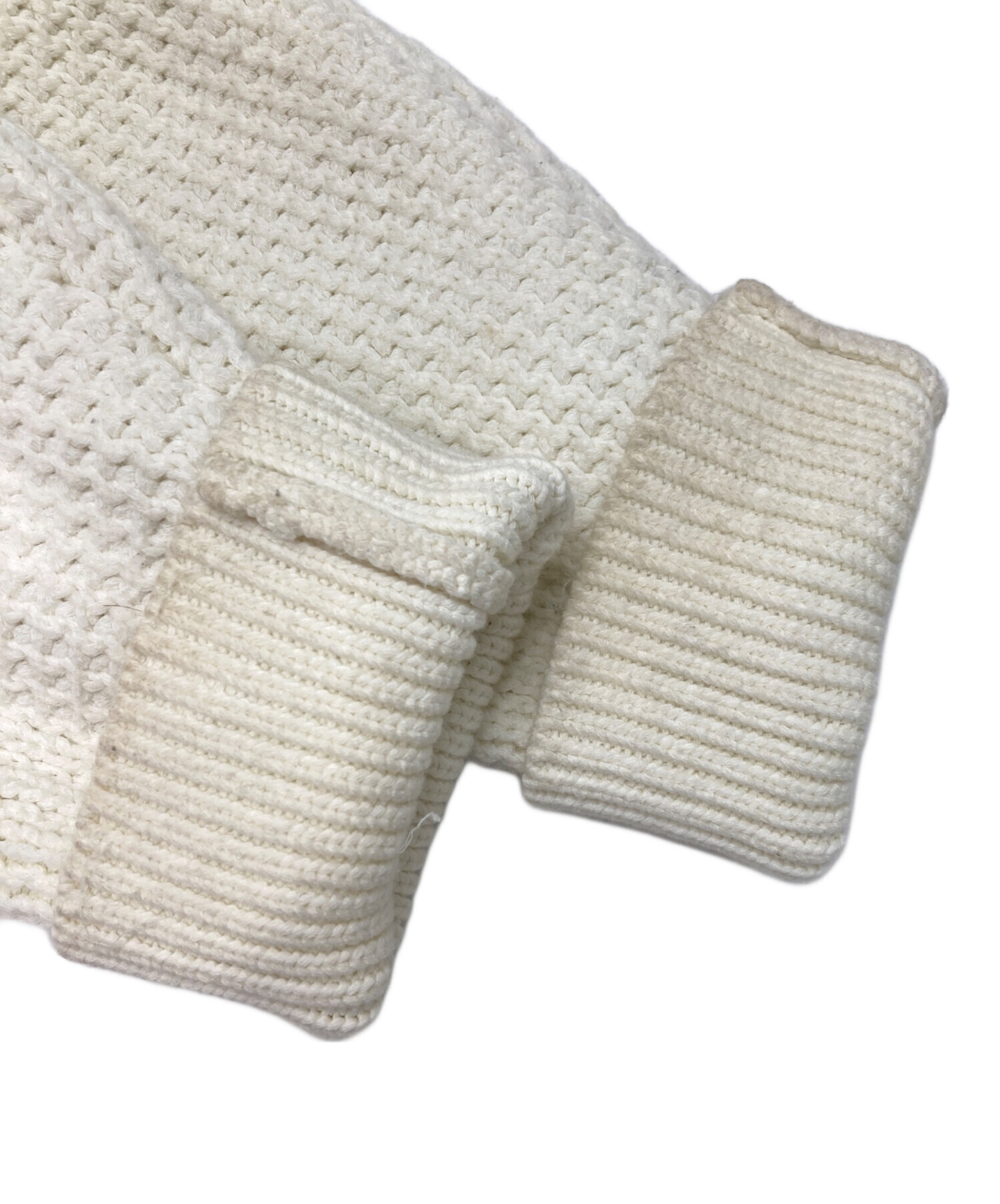 ち*ち様 DIESEL ホワイト 長袖ニット中古 ディーゼル セーター