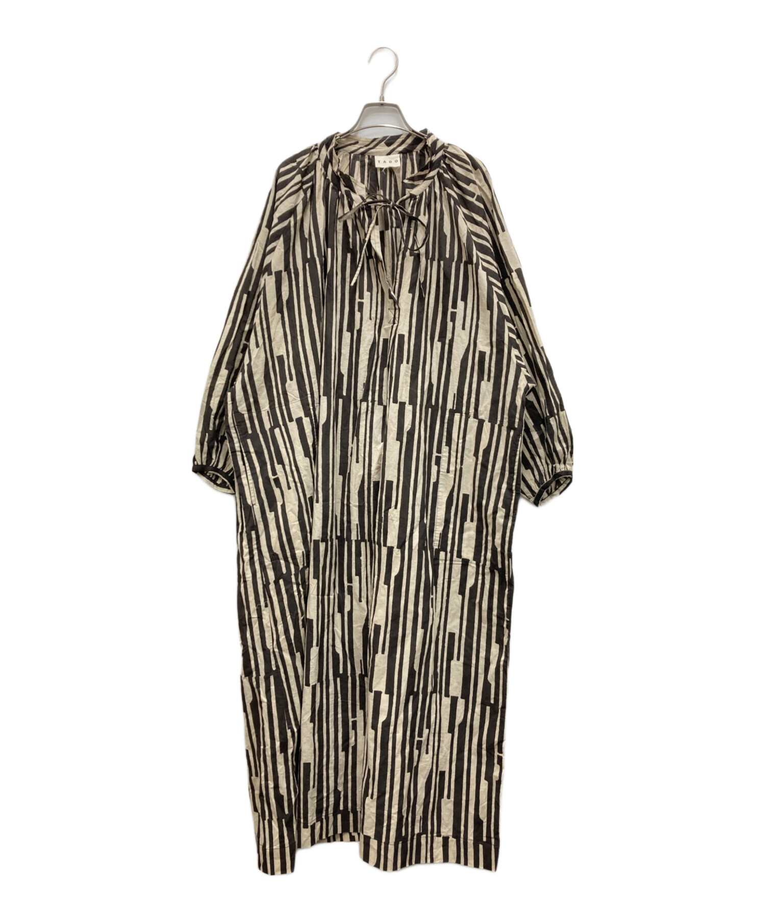 中古・古着通販】TADO (タド) RACHANA DRESS ベージュ サイズ:不明