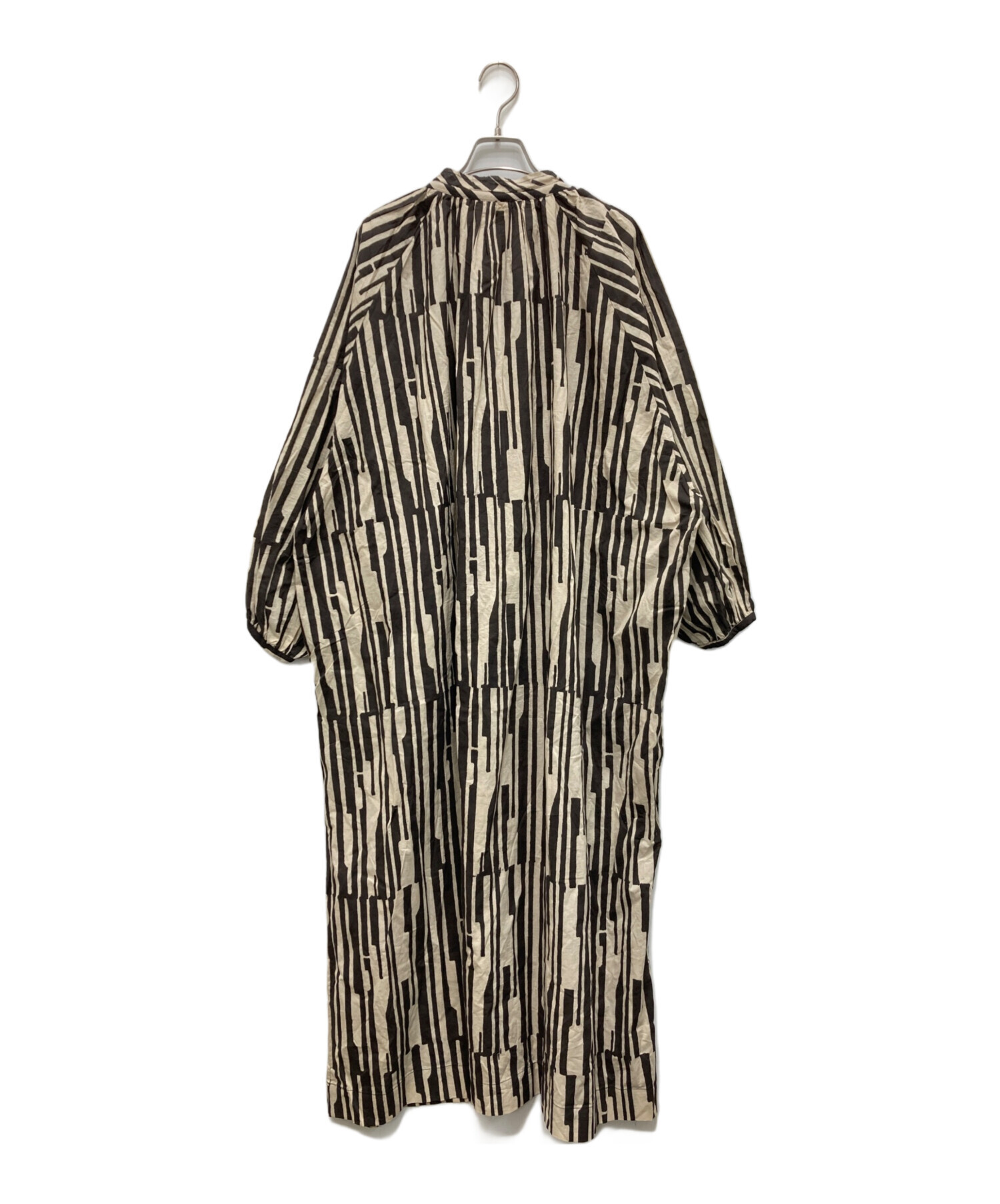 中古・古着通販】TADO (タド) RACHANA DRESS ベージュ サイズ:不明