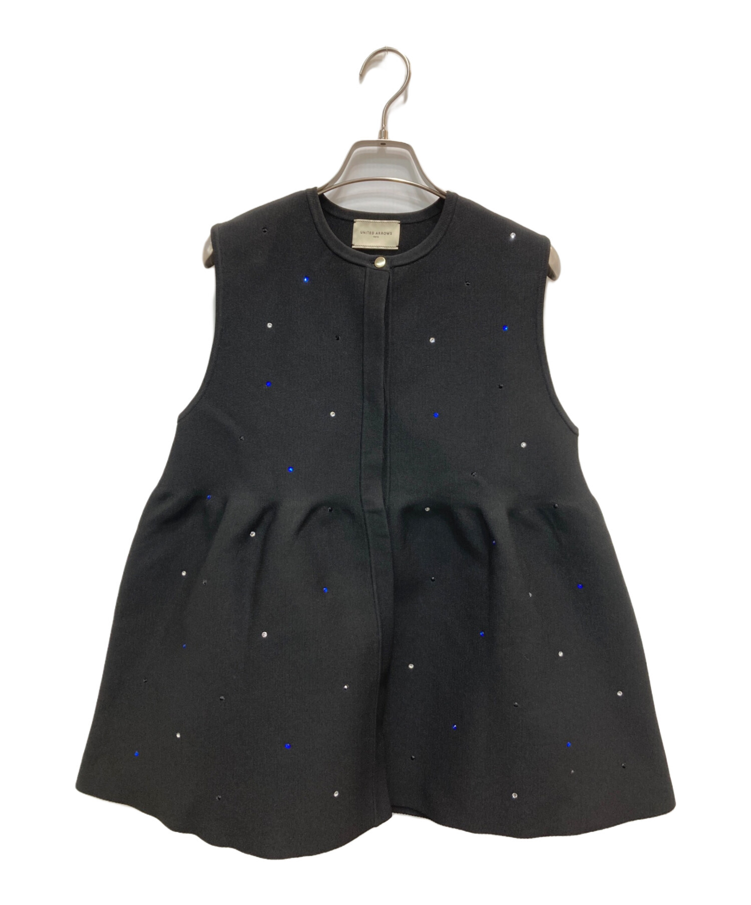 【未使用】ユナイテッドアローズ　マルチビジューニットベスト　ブラック 中古・古着通販】UNITED ARROWS (ユナイテッドアローズ) マルチ