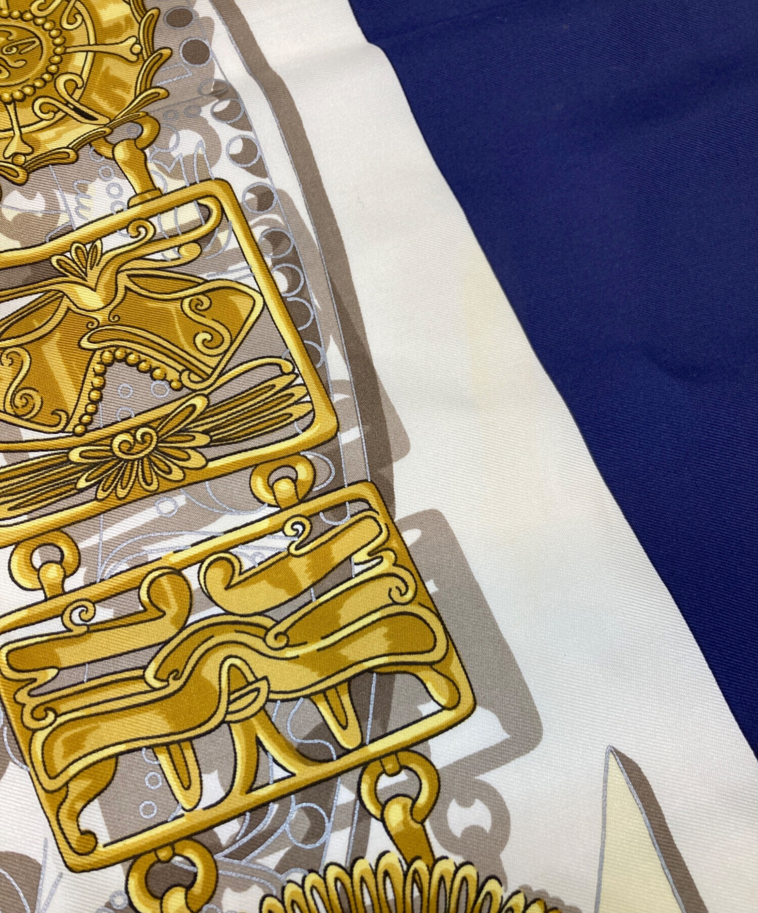 中古・古着通販】HERMES (エルメス) カーニバル 大仏 仏像のスカーフ