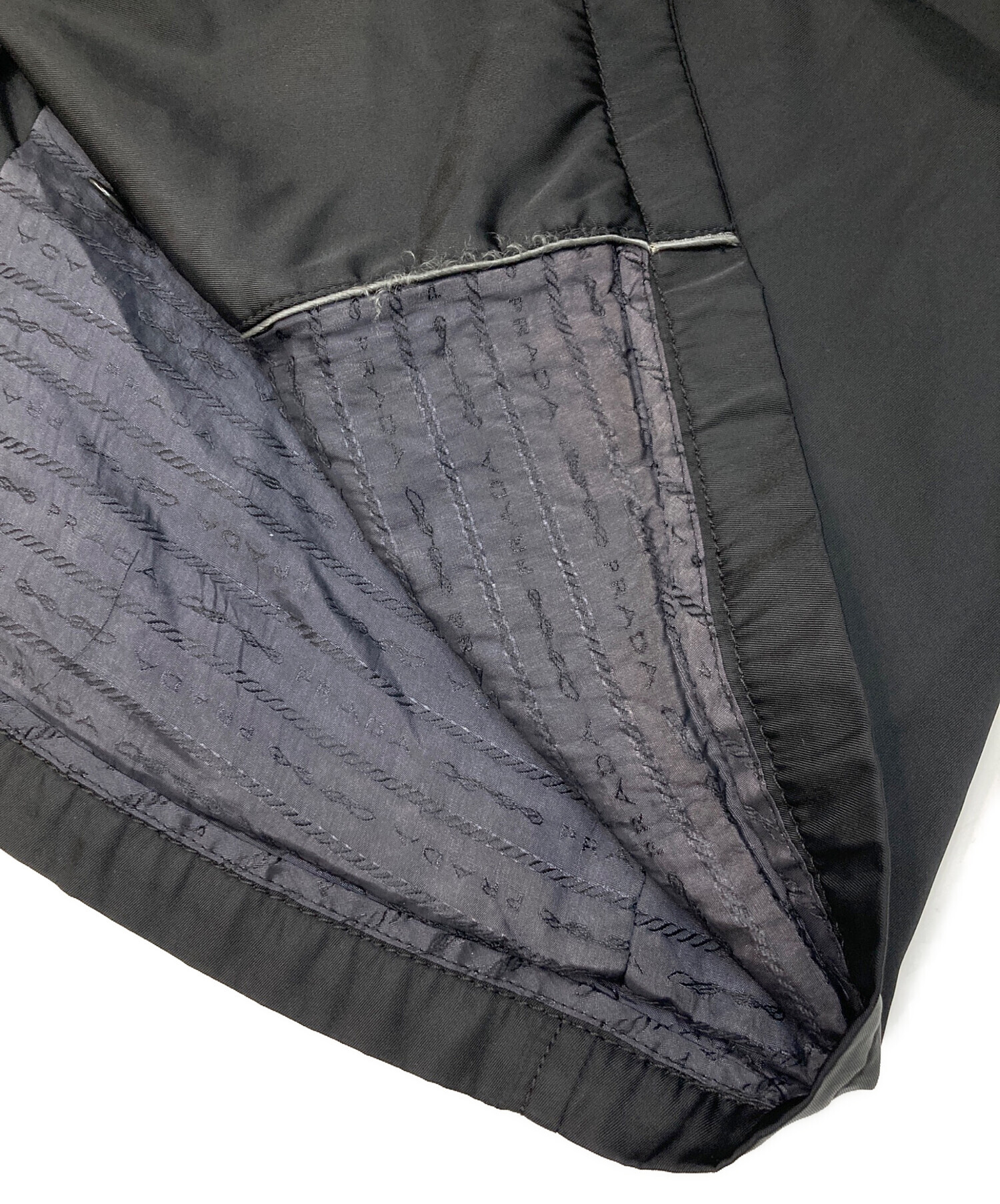 中古・古着通販】PRADA (プラダ) ナイロンステンカラーコート ブラック