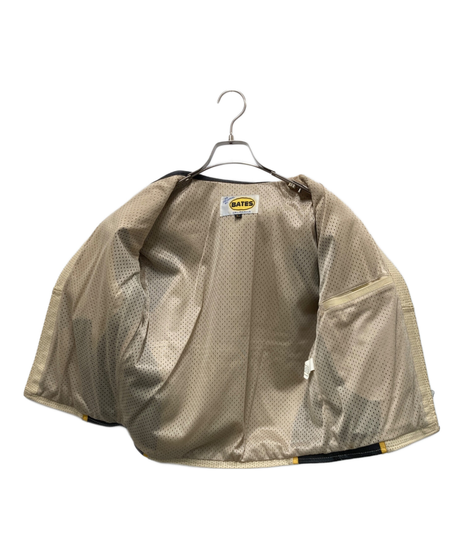 BATES パンチングレザーパンツ買っていただける方募集しています