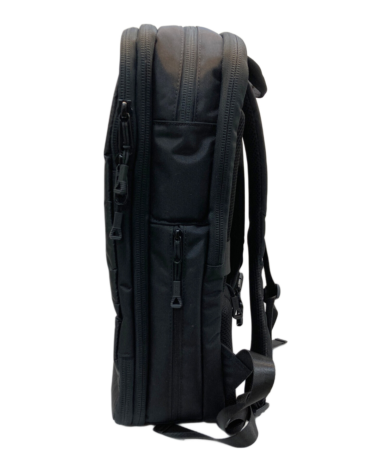 HOLICC One バックパック 圧縮リュック 28L 通勤 出張 旅行 中古 HOLICC One バックパック 圧縮機能付き ホリック リュック バッグ 機内