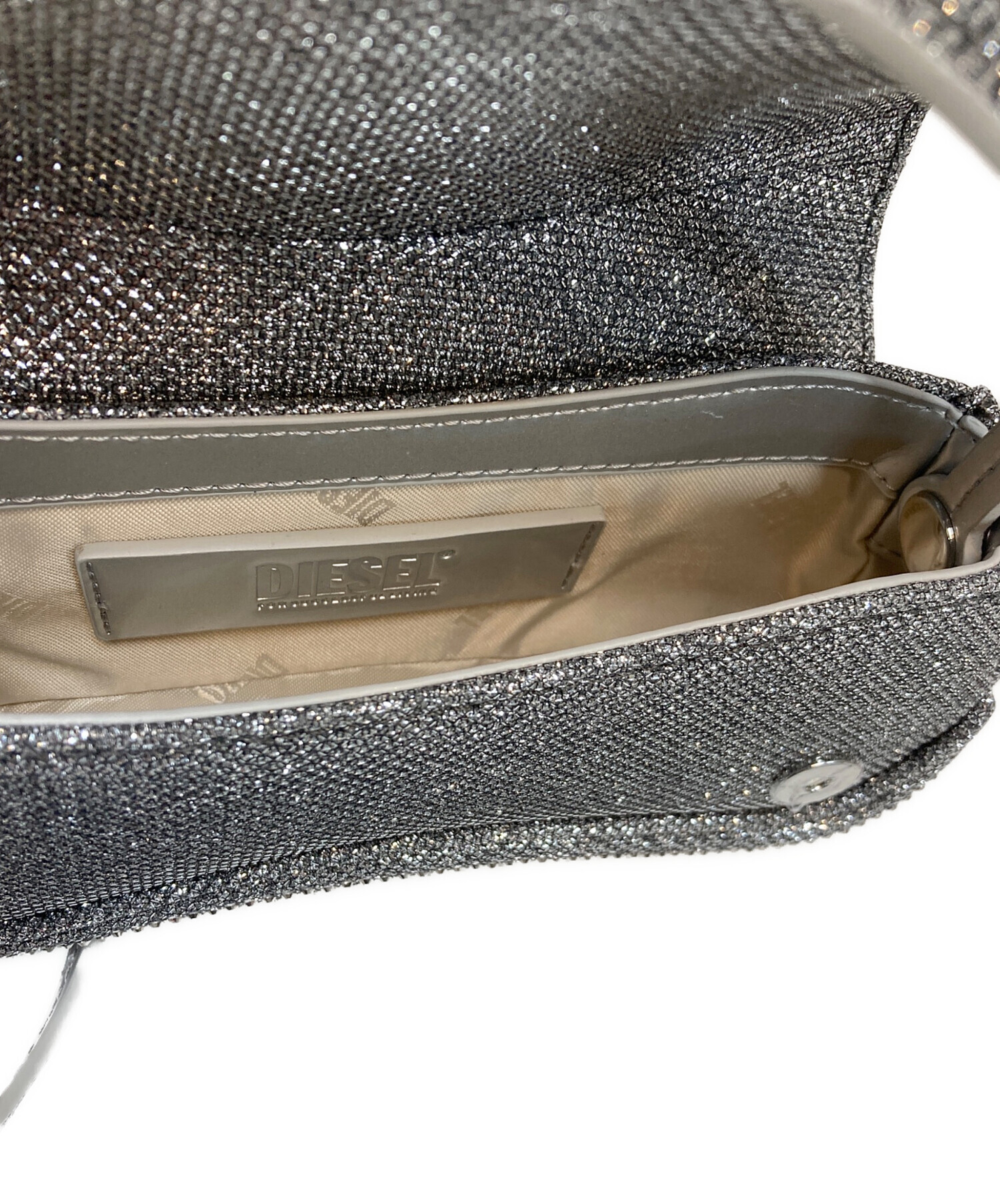 【みぃ】ディーゼル⭐︎新品、未使用⭐︎ 中古・古着通販】DIESEL (ディーゼル) プレイミニバッグ シルバー 未