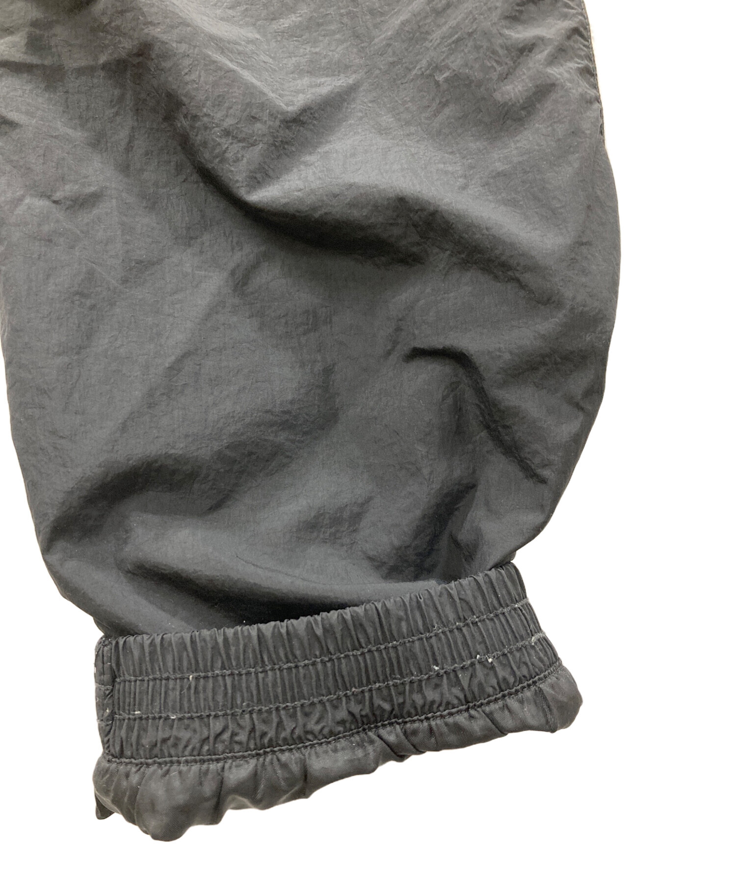 中古・古着通販】NIKE (ナイキ) NSW BIG SHOOSH WOVEN PANTS ブラック