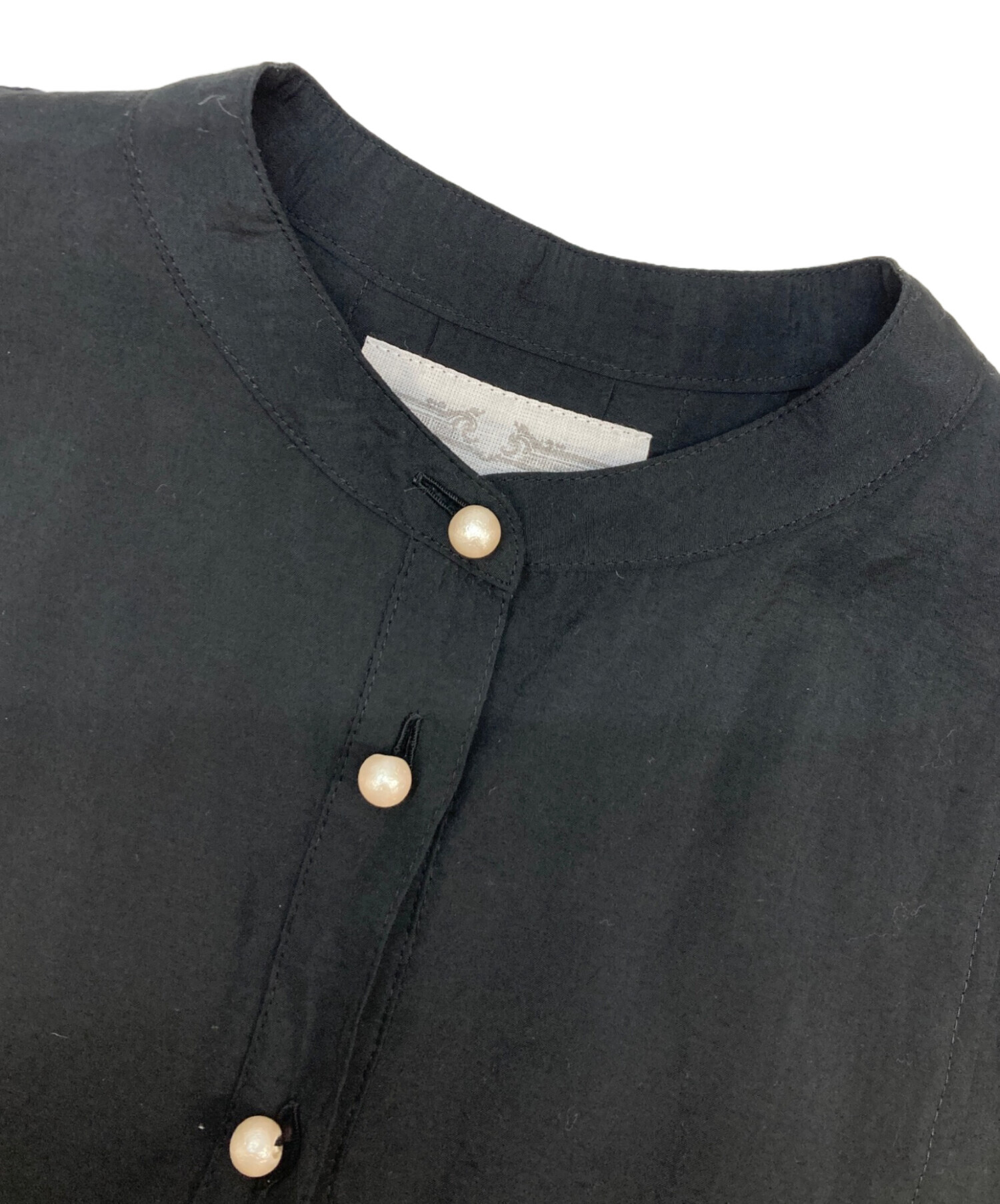 中古・古着通販】BEARDSLEY (ビアズリー) パールボタンブラウス