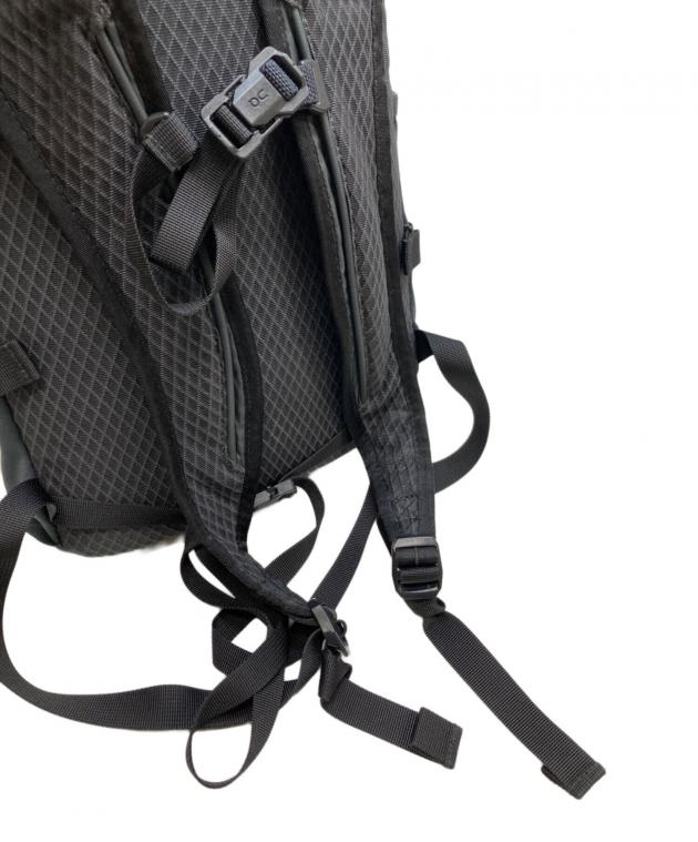 中古・古着通販】on (オン) Speed Pack 18L Lite ブラック｜ブランド