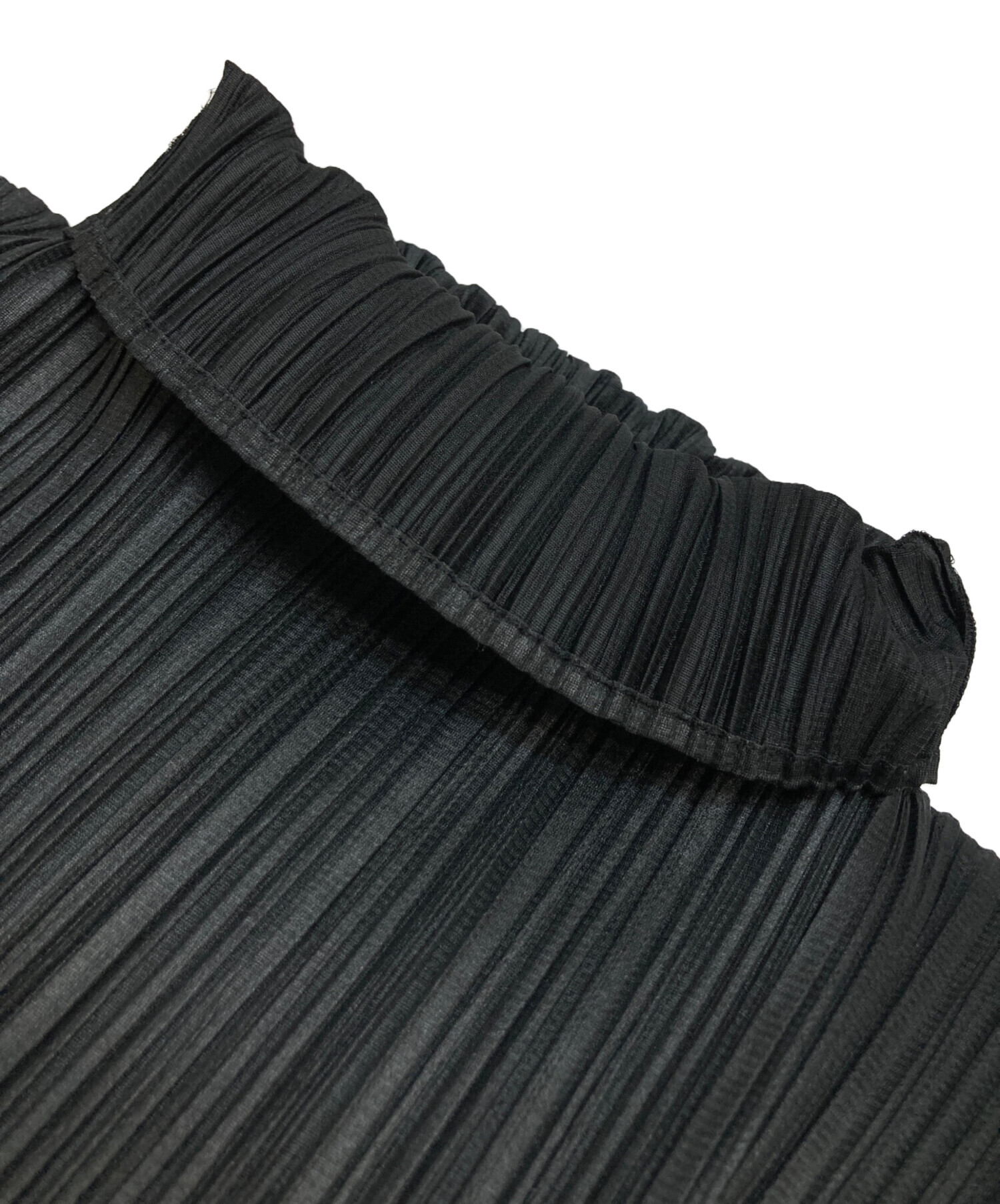 中古・古着通販】ISSEY MIYAKE (イッセイミヤケ) ハイネックプリーツ