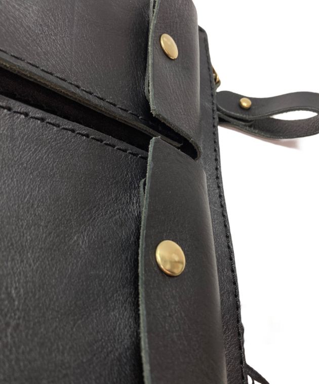 中古・古着通販】Herz (ヘルツ) スクエアレザーベルトポーチ ブラック