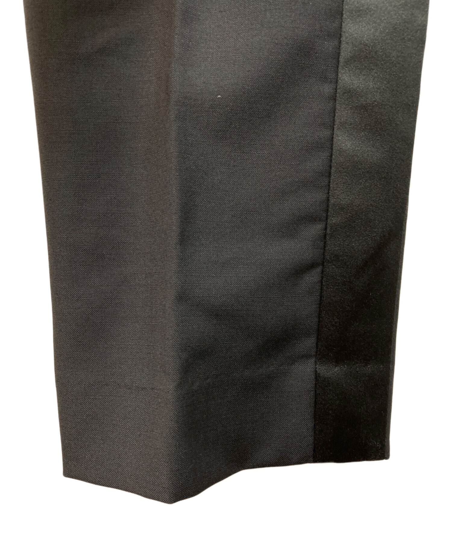 中古・古着通販】BURBERRY (バーバリー) サイドラインスラックス 中古・古着通販】BURBERRY (バーバリー) サイドラインスラックス