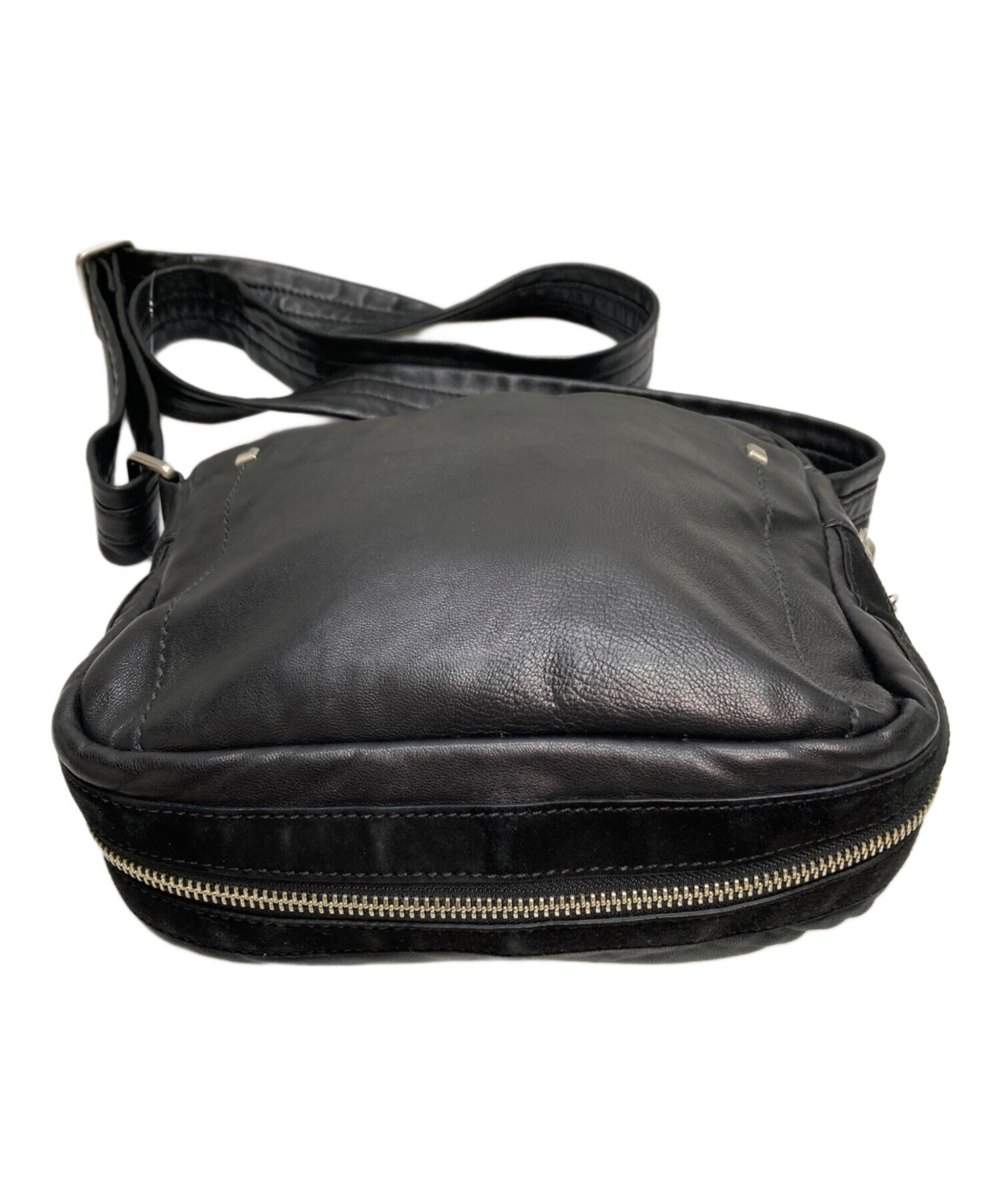 中古・古着通販】TUMI (トゥミ) レザーショルダーバッグ ブラック 