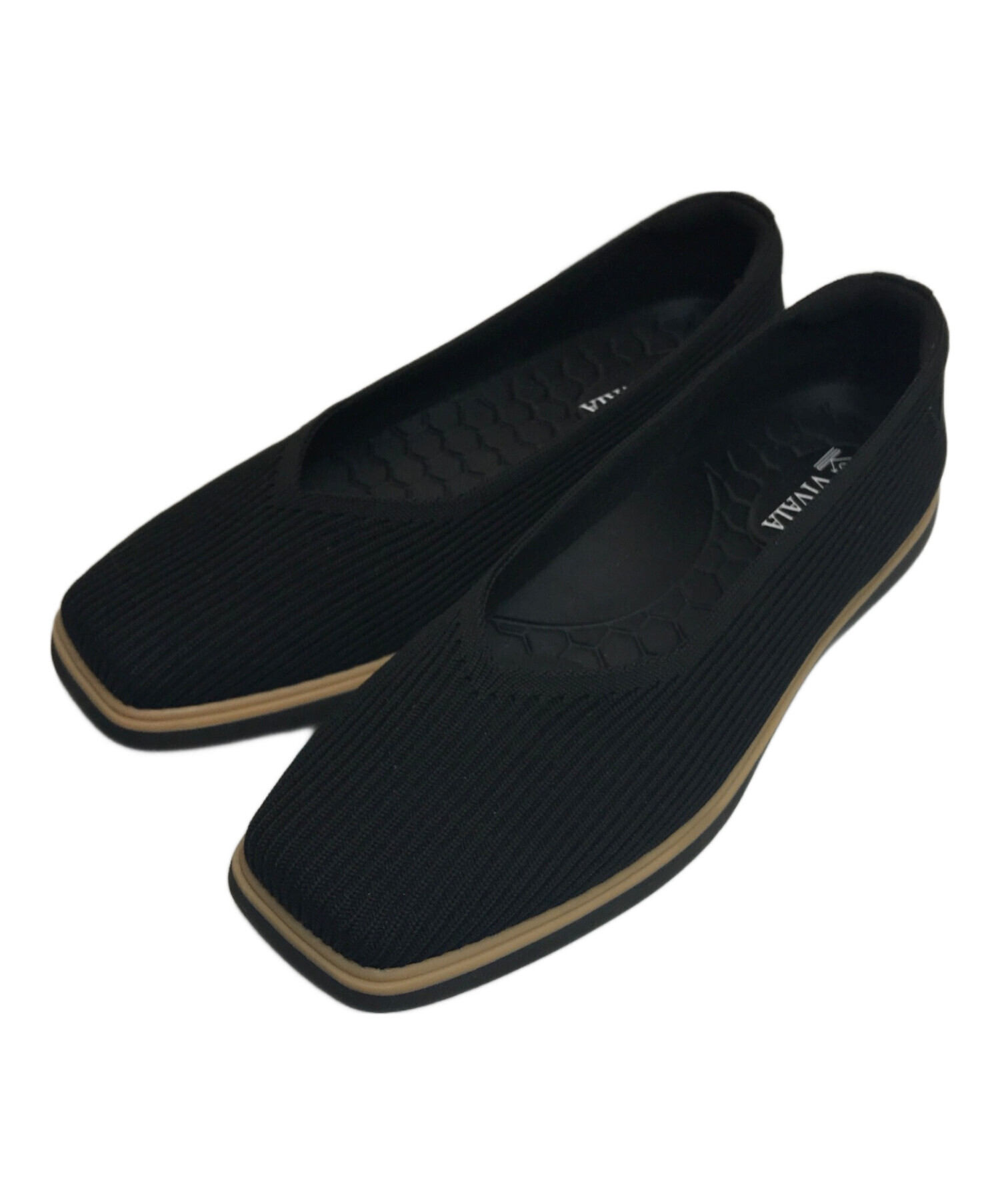 VIVAIA ビバイア　スクエアトゥ フラットシューズ　オートミール　グレージュ VIVAIA ビバイア スクエアトゥ フラットシューズ オートミール