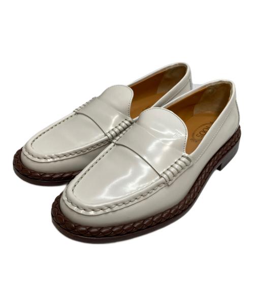 39 TOD’s トッズ　フラット　ローファ　白　25.5 中古・古着通販】TOD'S (トッズ) ローファー ホワイト サイズ:35