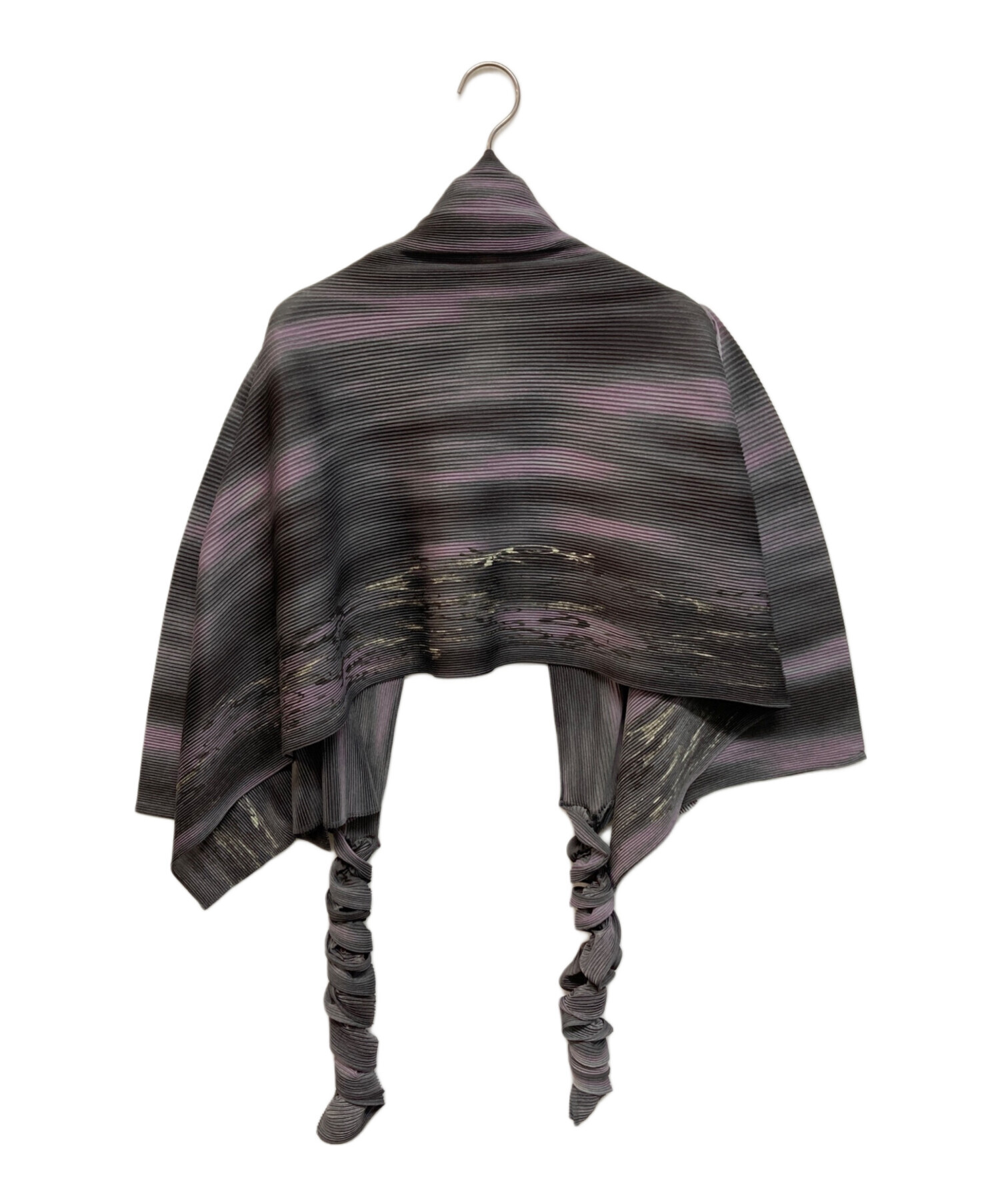 イッセイミヤケ ISSEYMIYAKE FETE プリーツポンチョ 黒