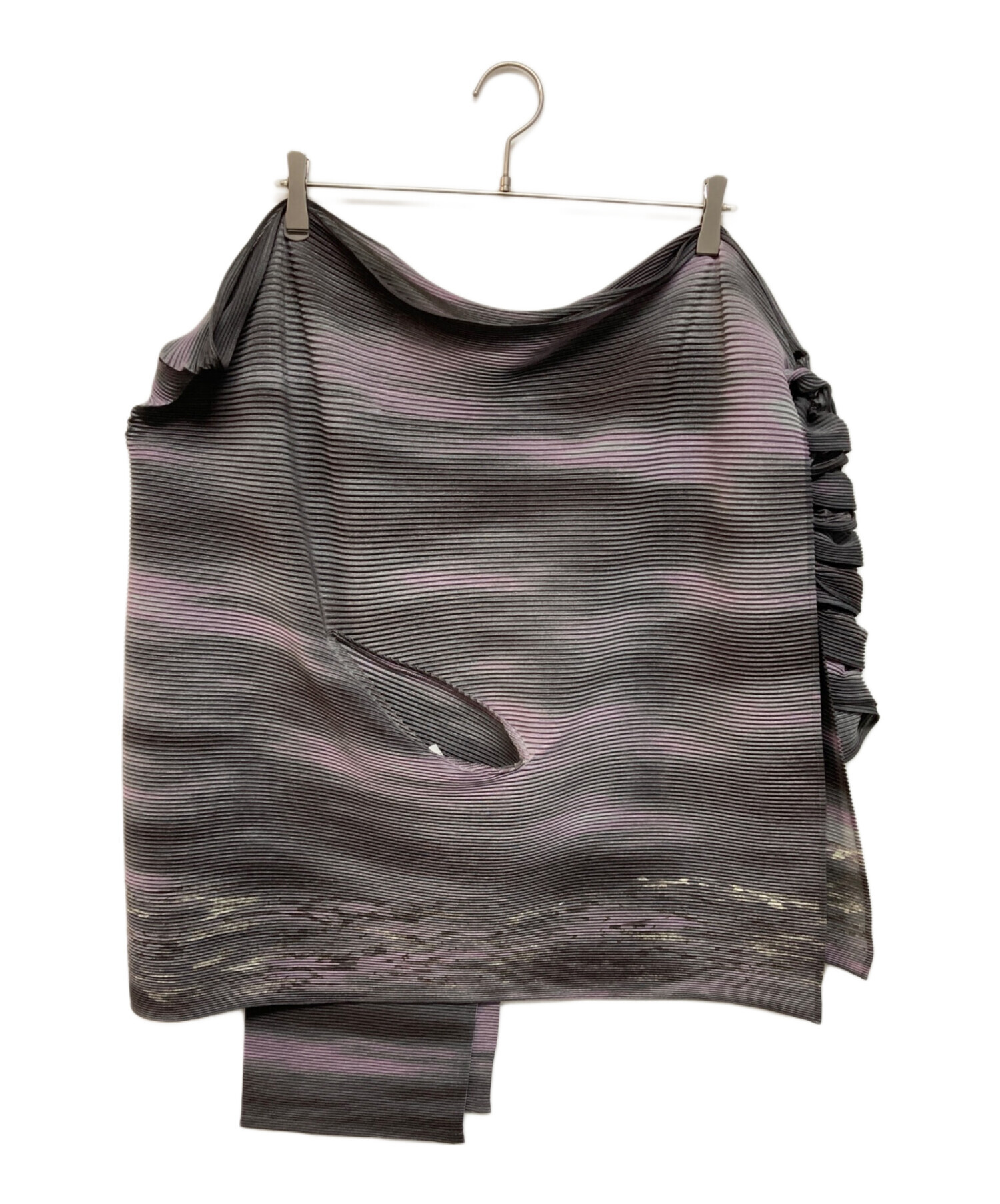 ISSEY MIYAKE FETE プリーツカーディガン 2 中古・古着通販】ISSEY MIYAKE FETE (イッセイミヤケフェット