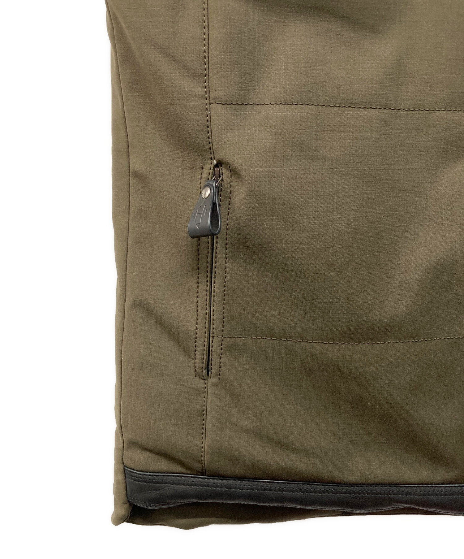 中古・古着通販】HERMES (エルメス) レザー切替ダウンベスト カーキ