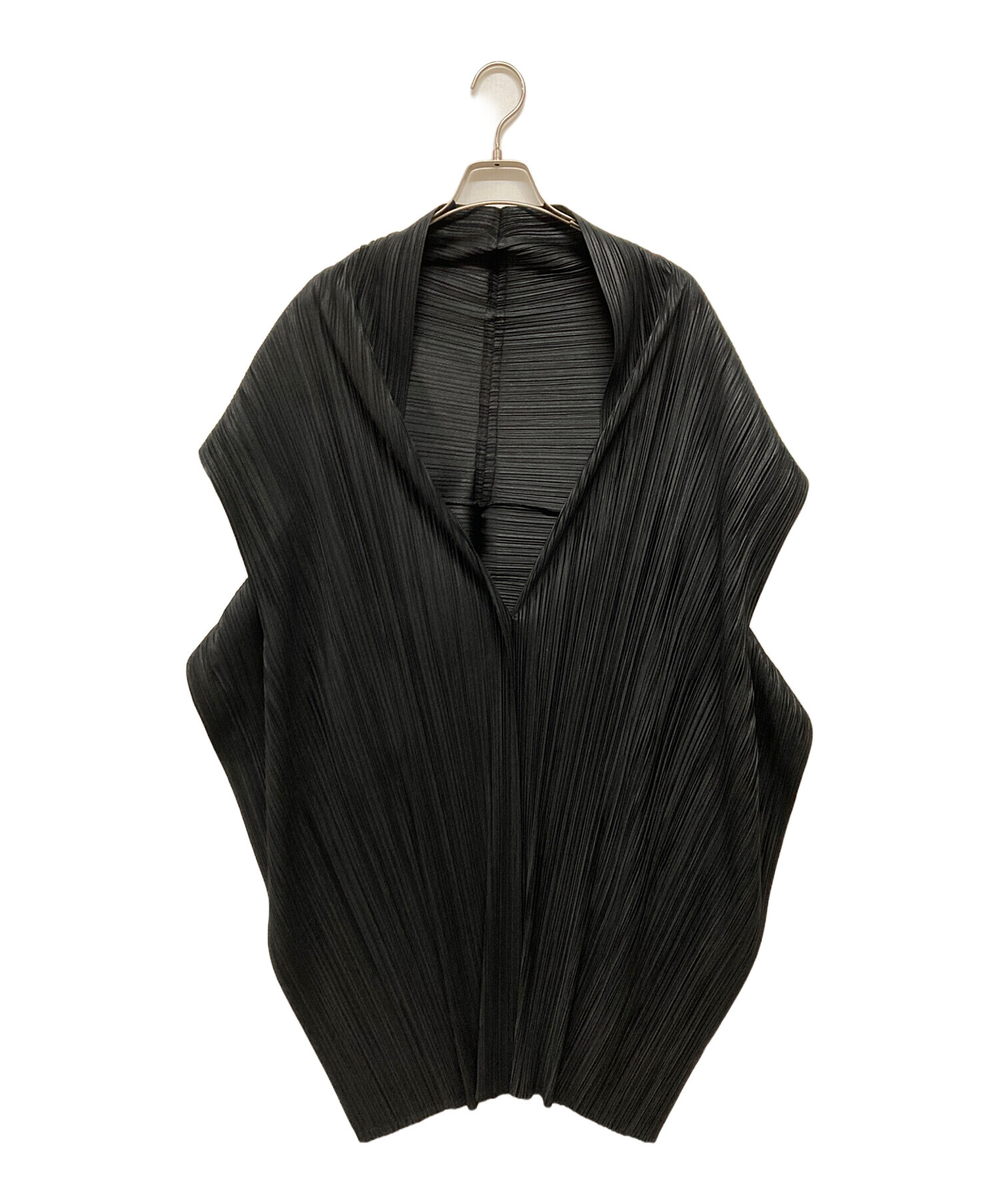 PLEATSPLEASE ブラックプリーツベスト 中古・古着通販】PLEATS PLEASE (プリーツプリーズ) 変形プリーツ