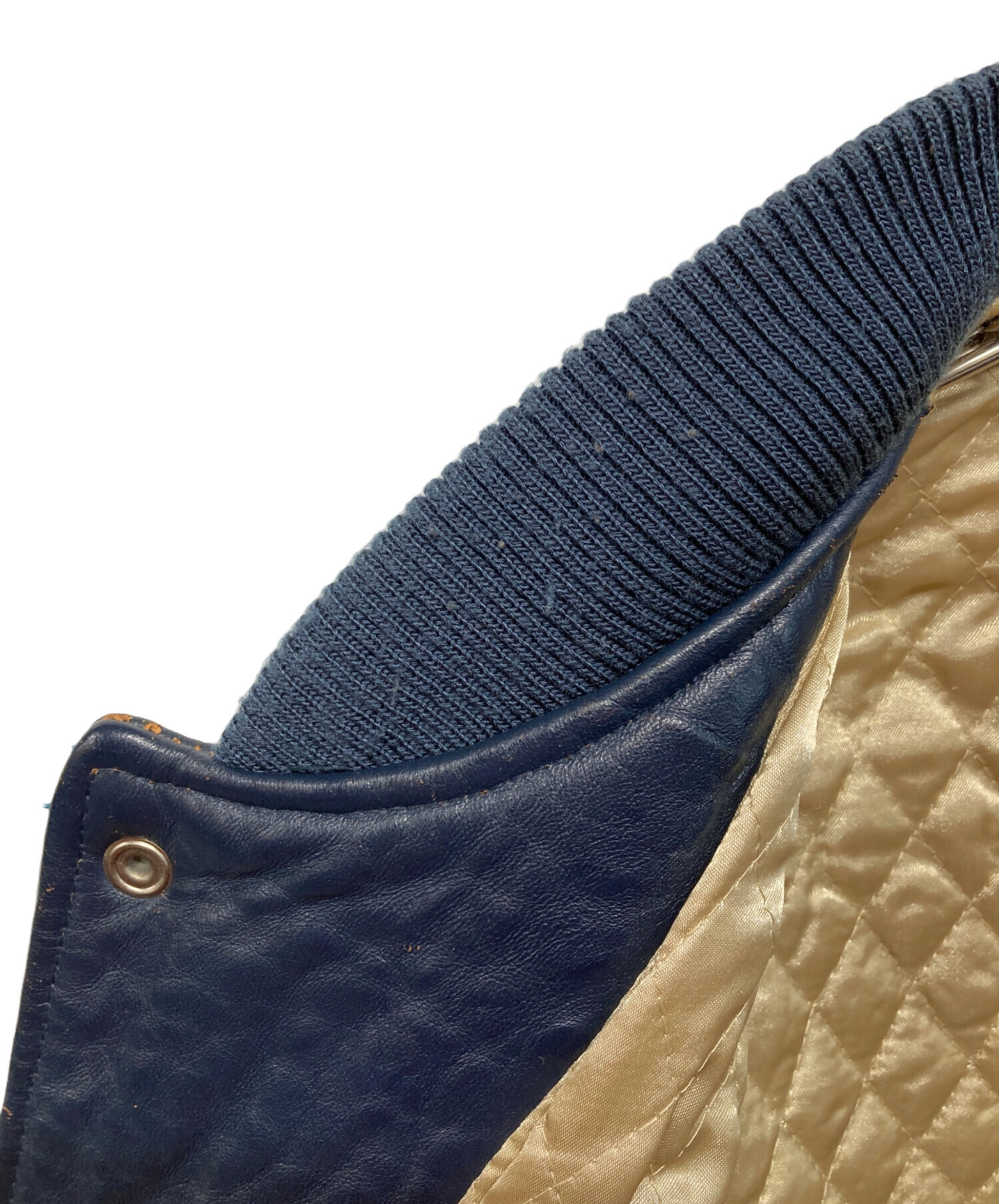 中古・古着通販】AVIREX (アヴィレックス) ラムレザースタジャン