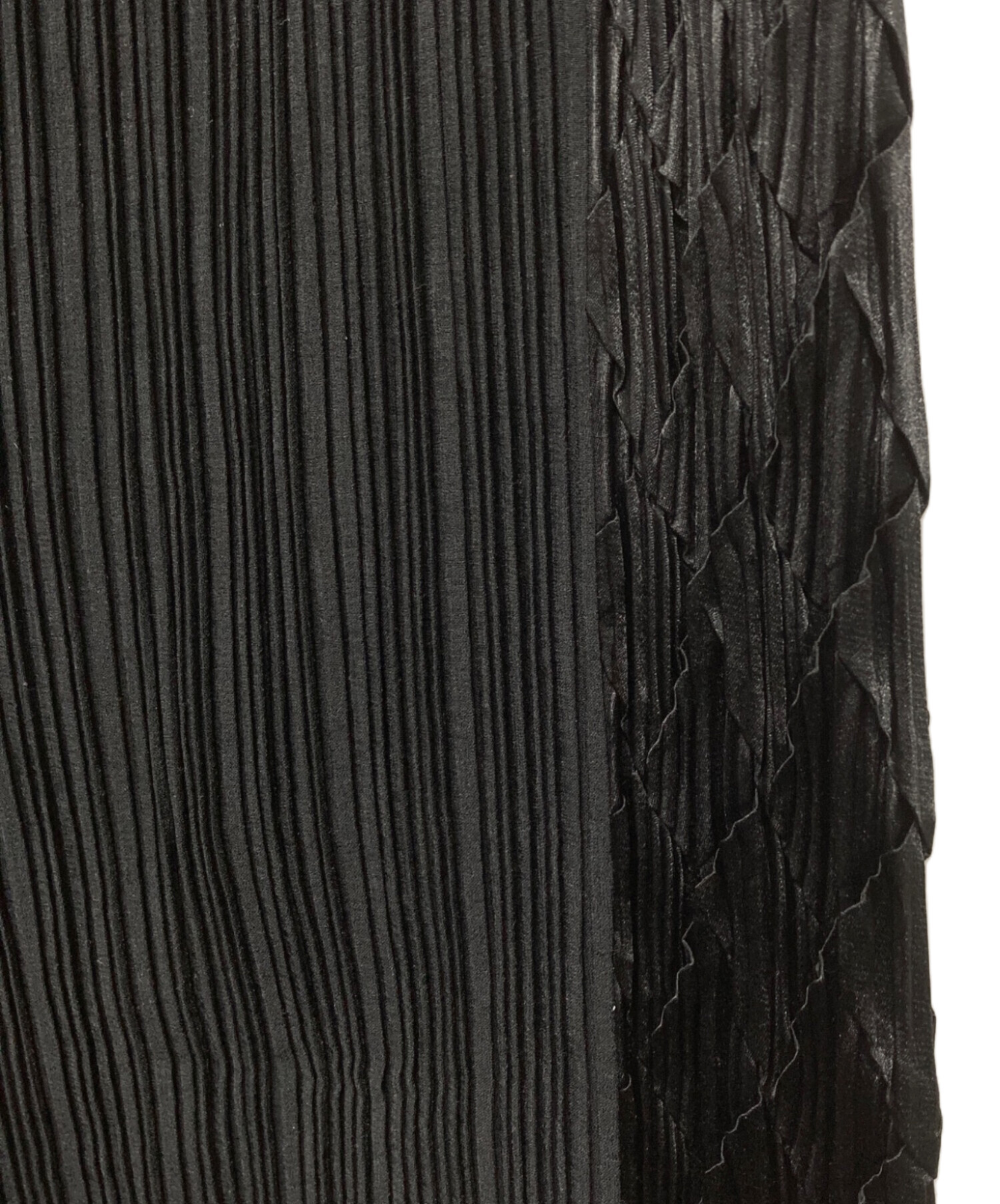 中古・古着通販】ISSEY MIYAKE (イッセイミヤケ) サテン切替プリーツ