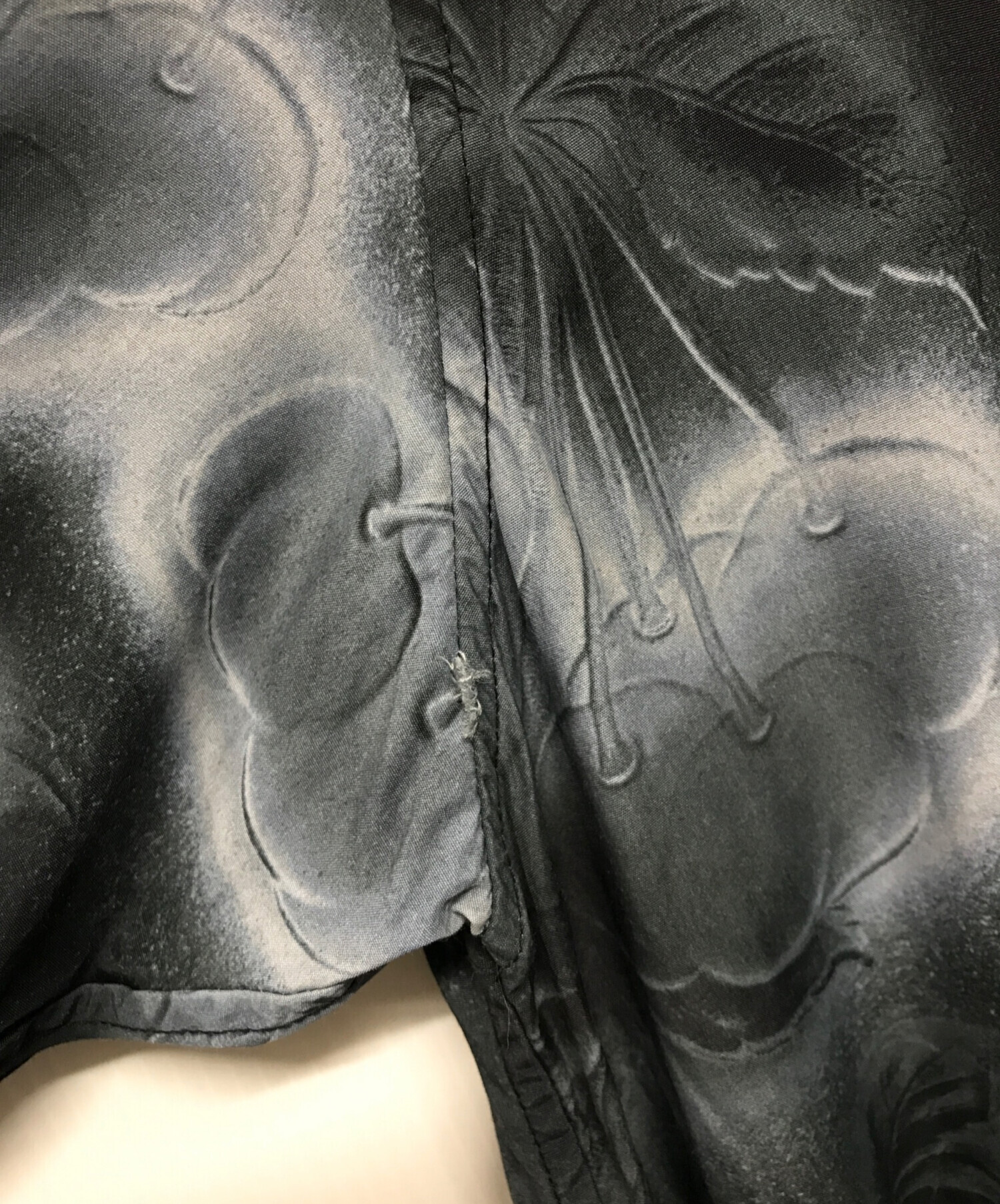中古・古着通販】Supreme (シュプリーム) 23SS Cherries S/S Shirt