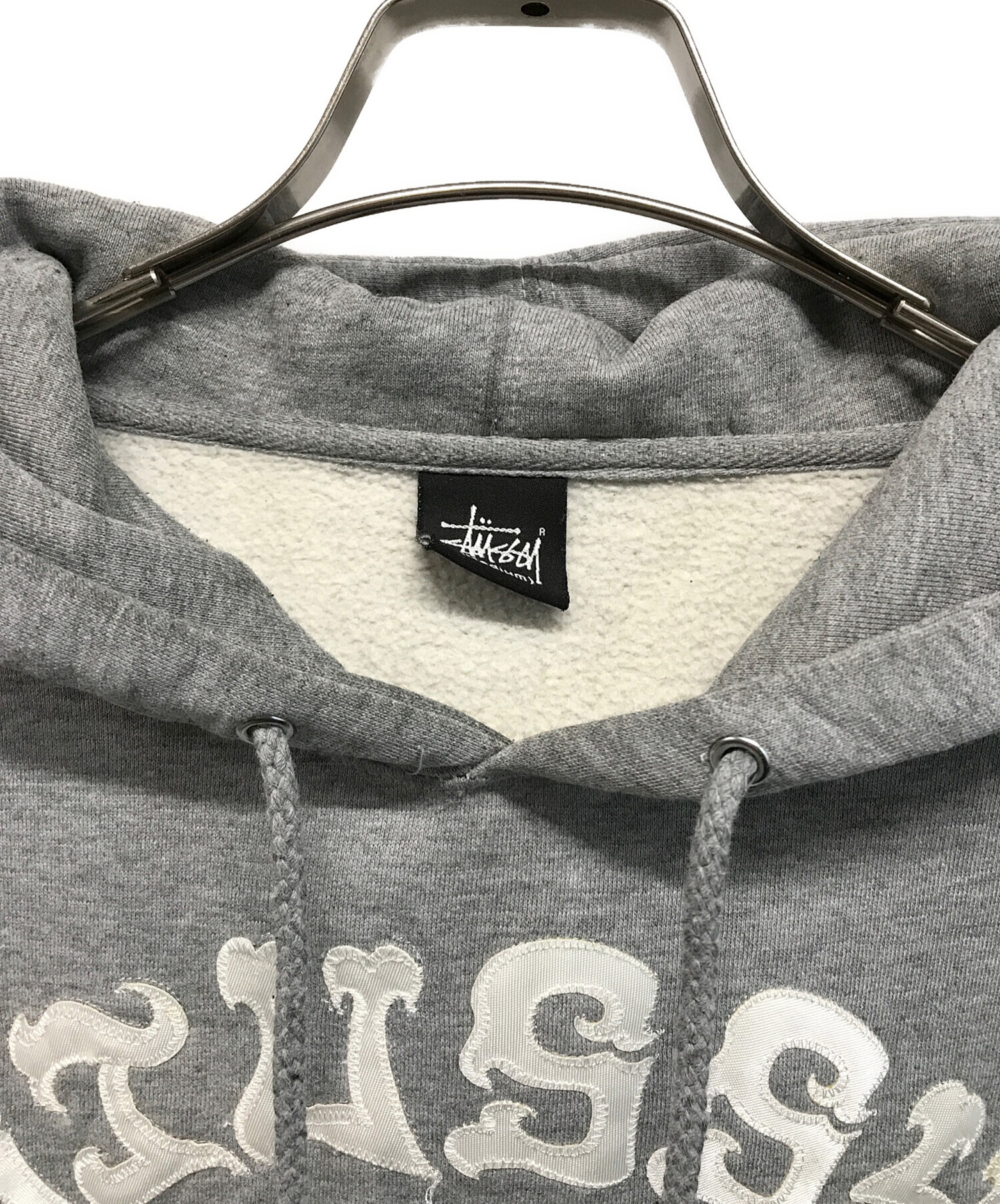 中古・古着通販】stussy (ステューシー) ロゴ刺繍パーカー グレー
