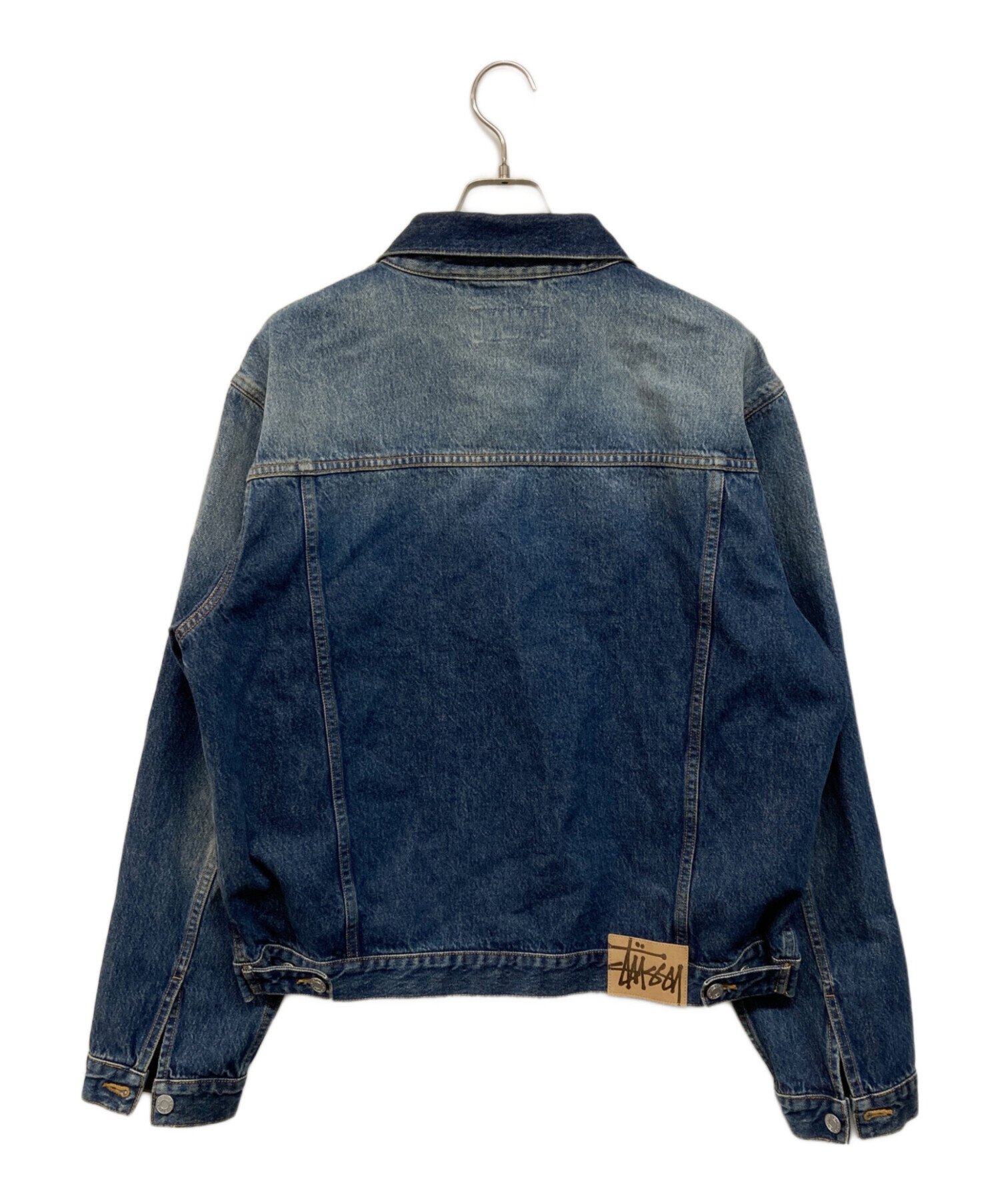 stussy フード付きデニムジャケット しっかりした生地でかわいいです。 Stussy フード付きデニムジャケット 【公式通販】