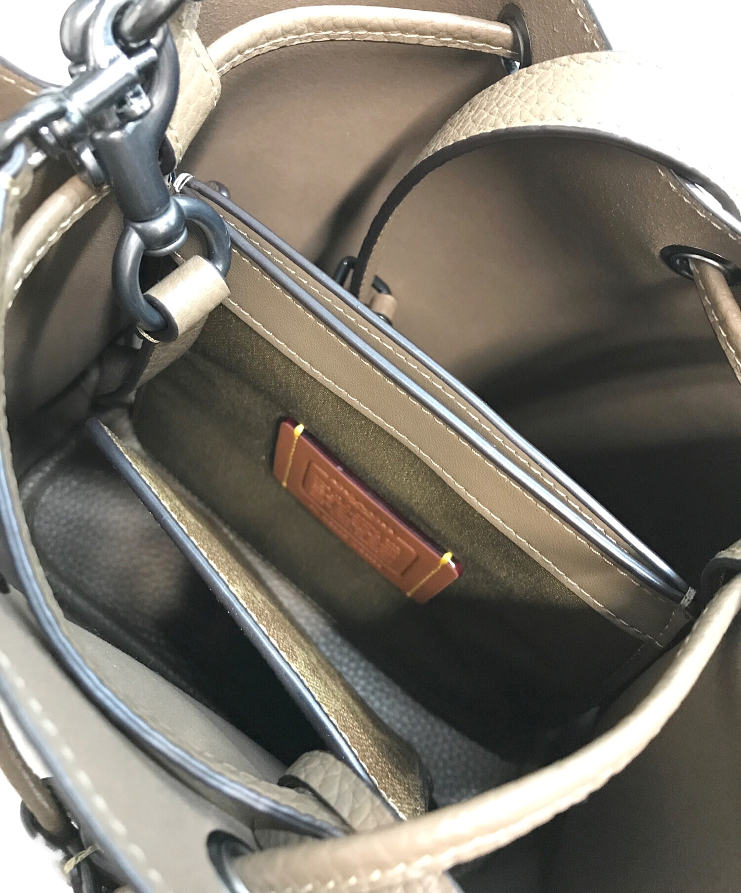 中古・古着通販】COACH (コーチ) ローアン バケット バッグ ブラウン