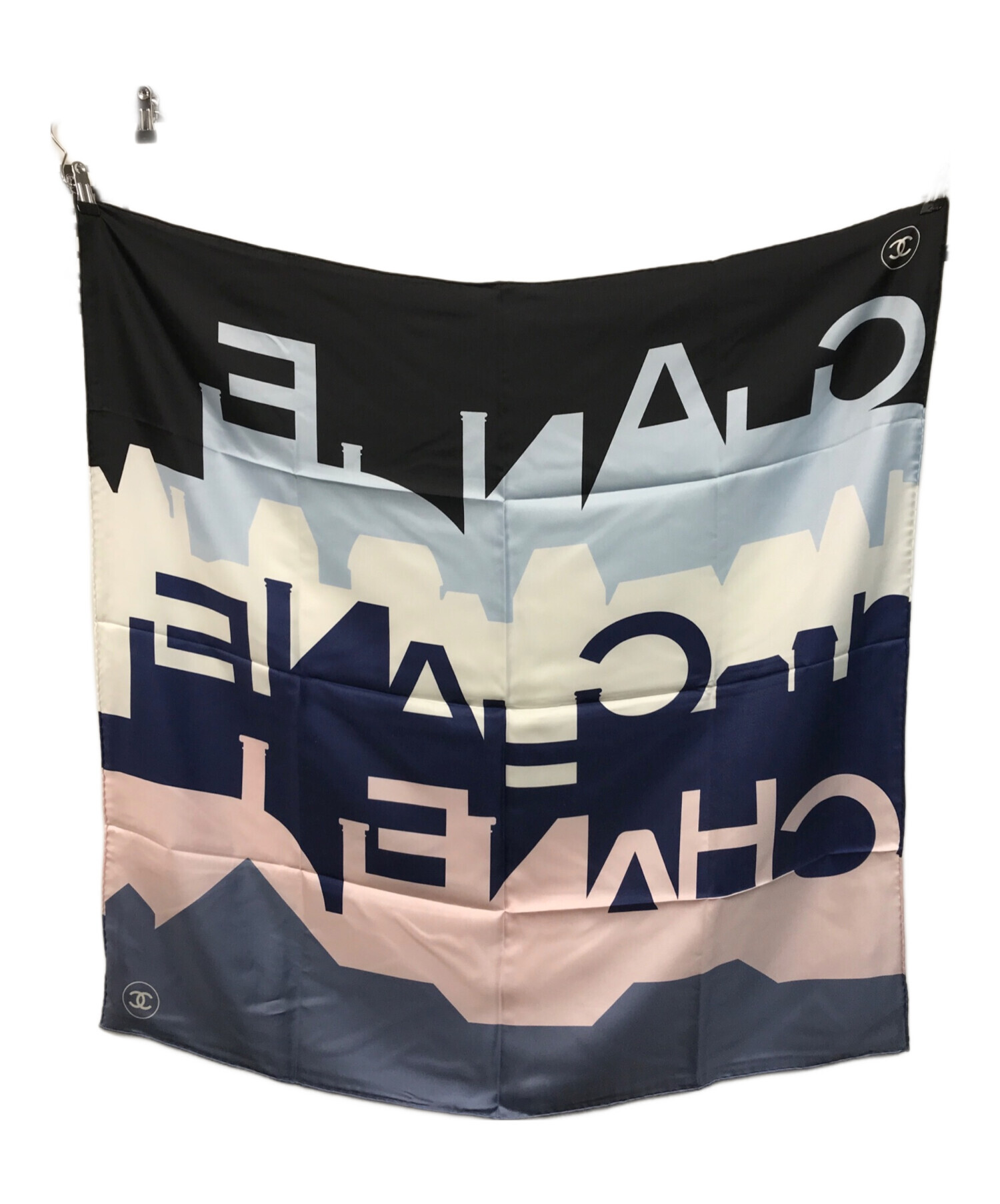 中古・古着通販】CHANEL (シャネル) 大判ロゴシルクスカーフ ブラック