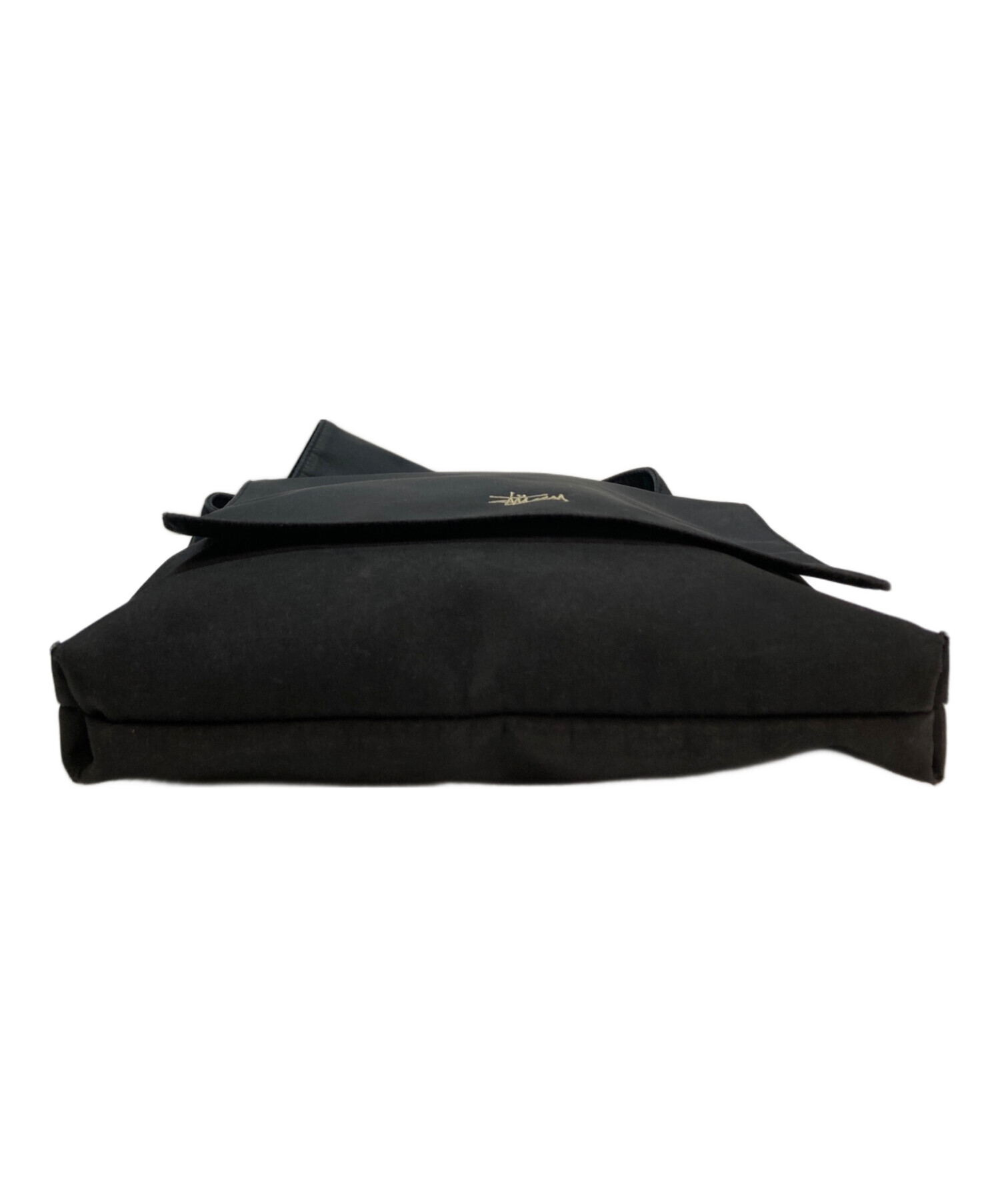 中古・古着通販】stussy (ステューシー) ショルダーバッグ ブラック 中古・古着通販】stussy (ステューシー) ショルダーバッグ ブラック