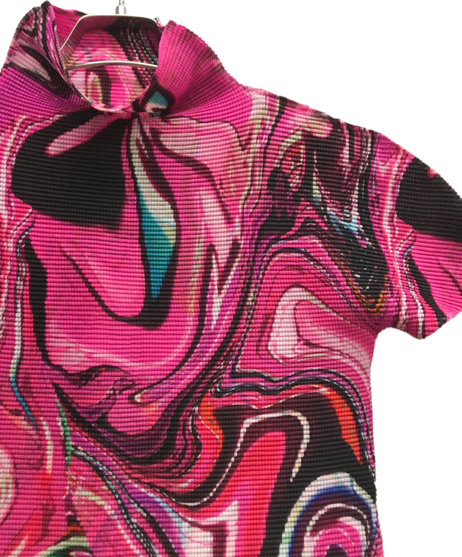 ISSEY MIYAKE ピンク柄カットソー