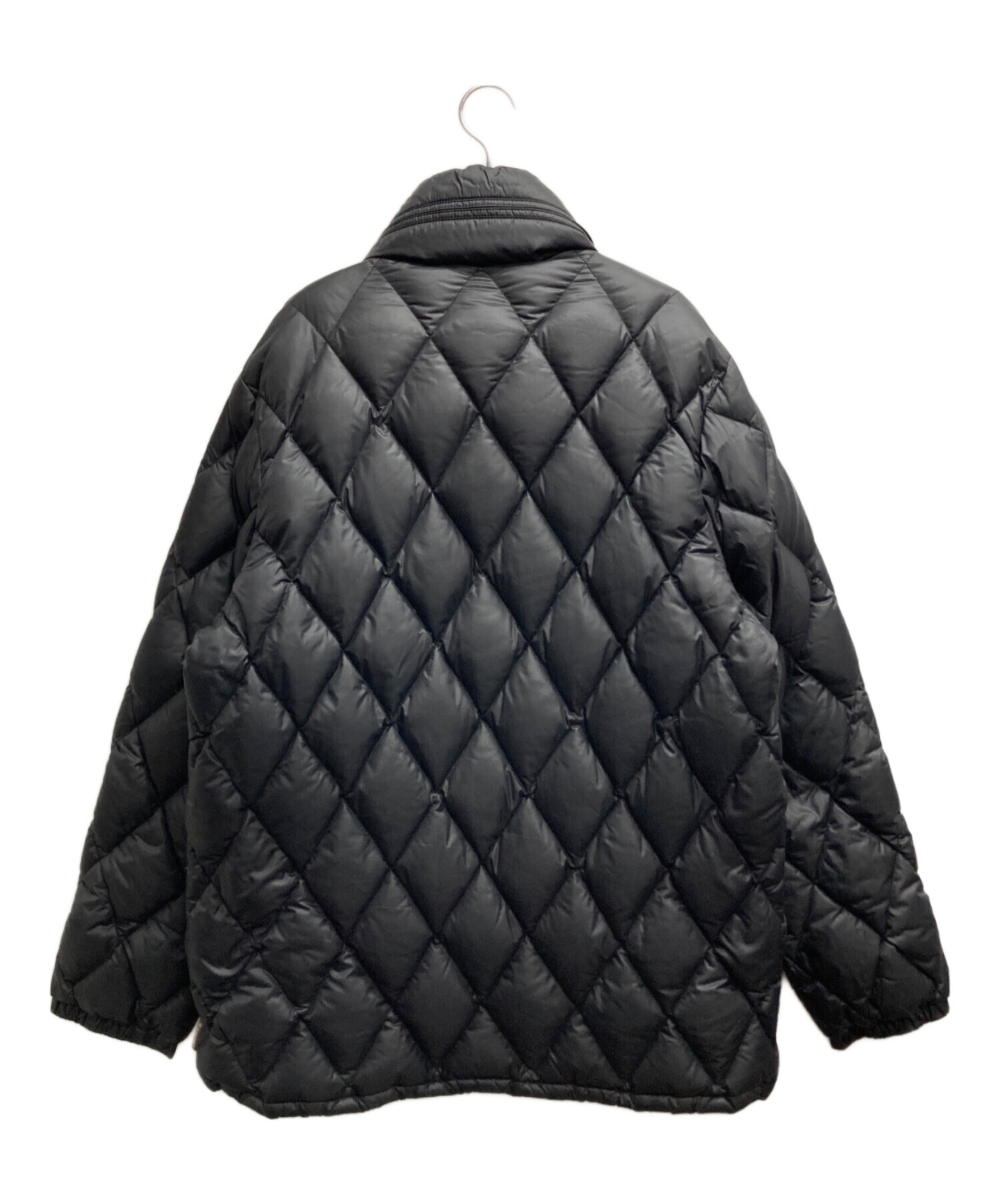 MONCLER (モンクレール) ブラック ダウンジャケット キルティング 中古・古着通販】MONCLER (モンクレール) キルティングダウン