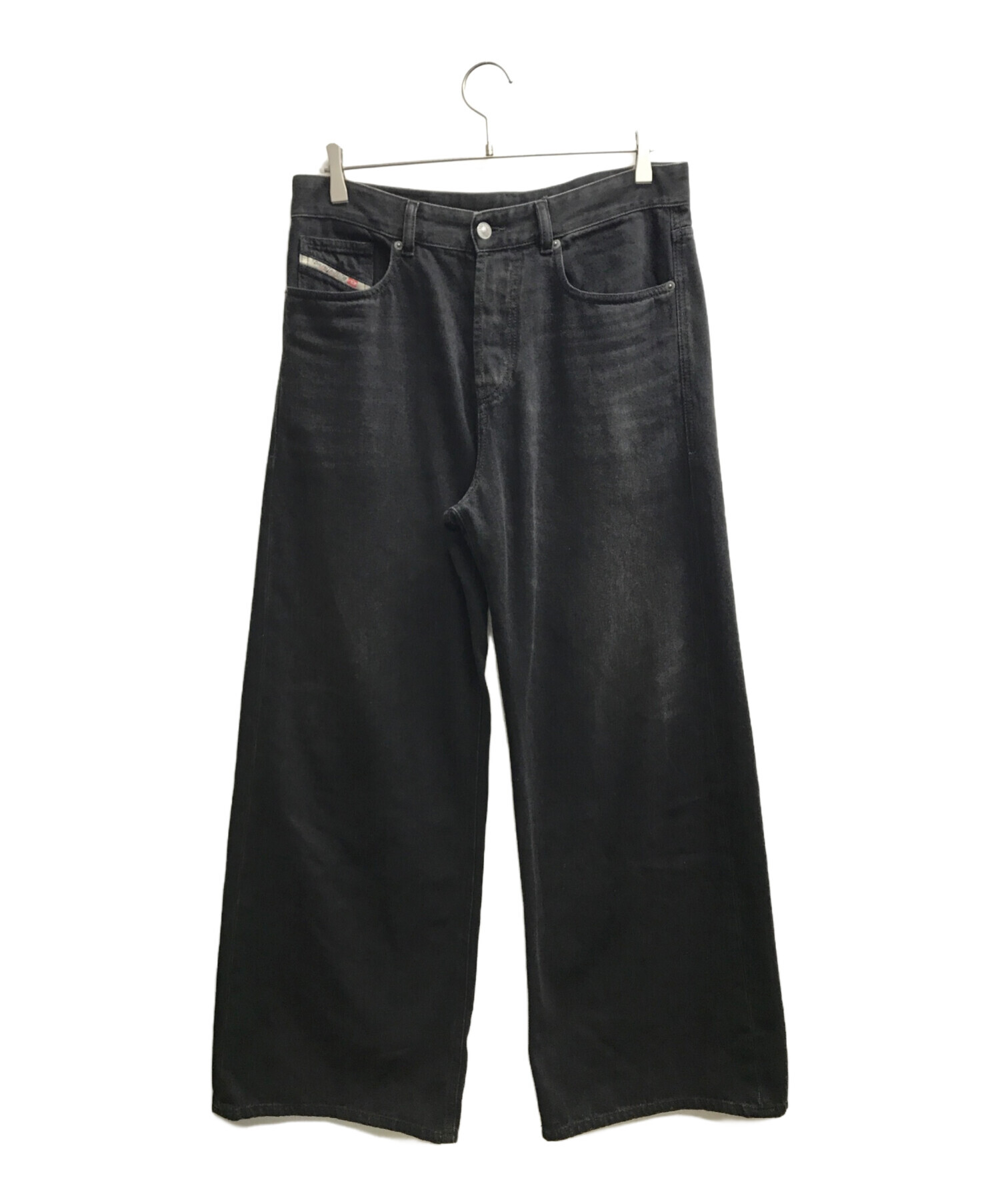 中古・古着通販】DIESEL (ディーゼル) Straight Jeans(ストレート 