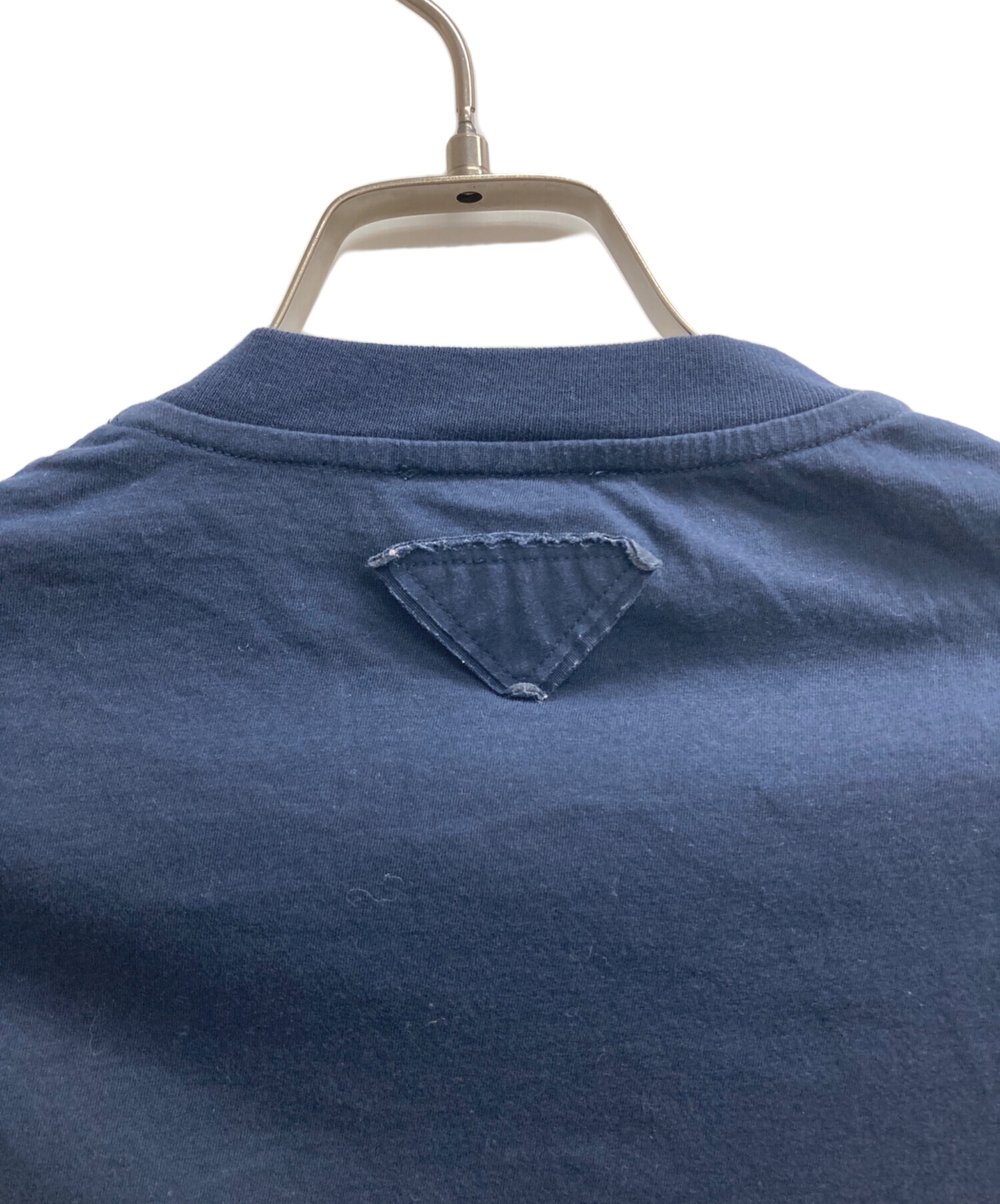 中古・古着通販】PRADA (プラダ) VネックTシャツ ネイビー サイズ:S 