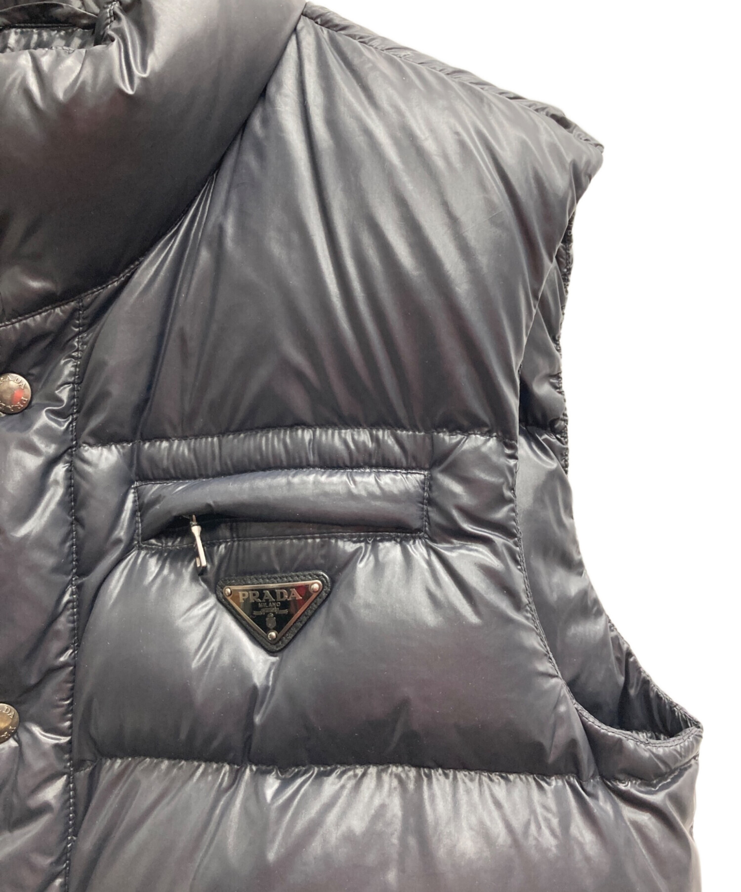 中古・古着通販】PRADA (プラダ) トライアングルロゴ ダウンベスト 