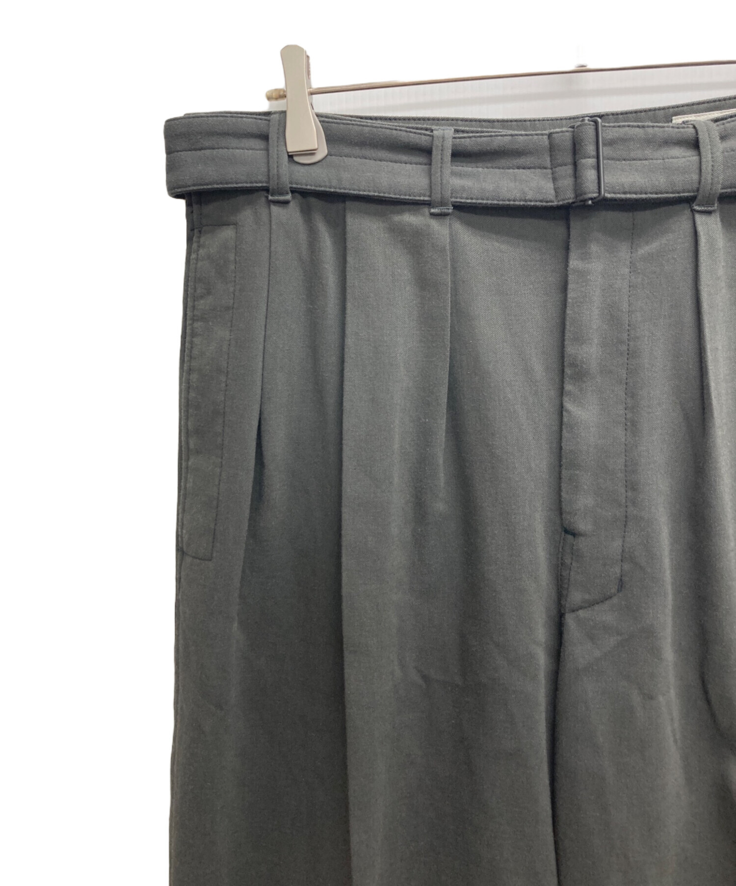 中古・古着通販】LEMAIRE (ルメール) 22W LOOSE PLEATED PANTS グレー