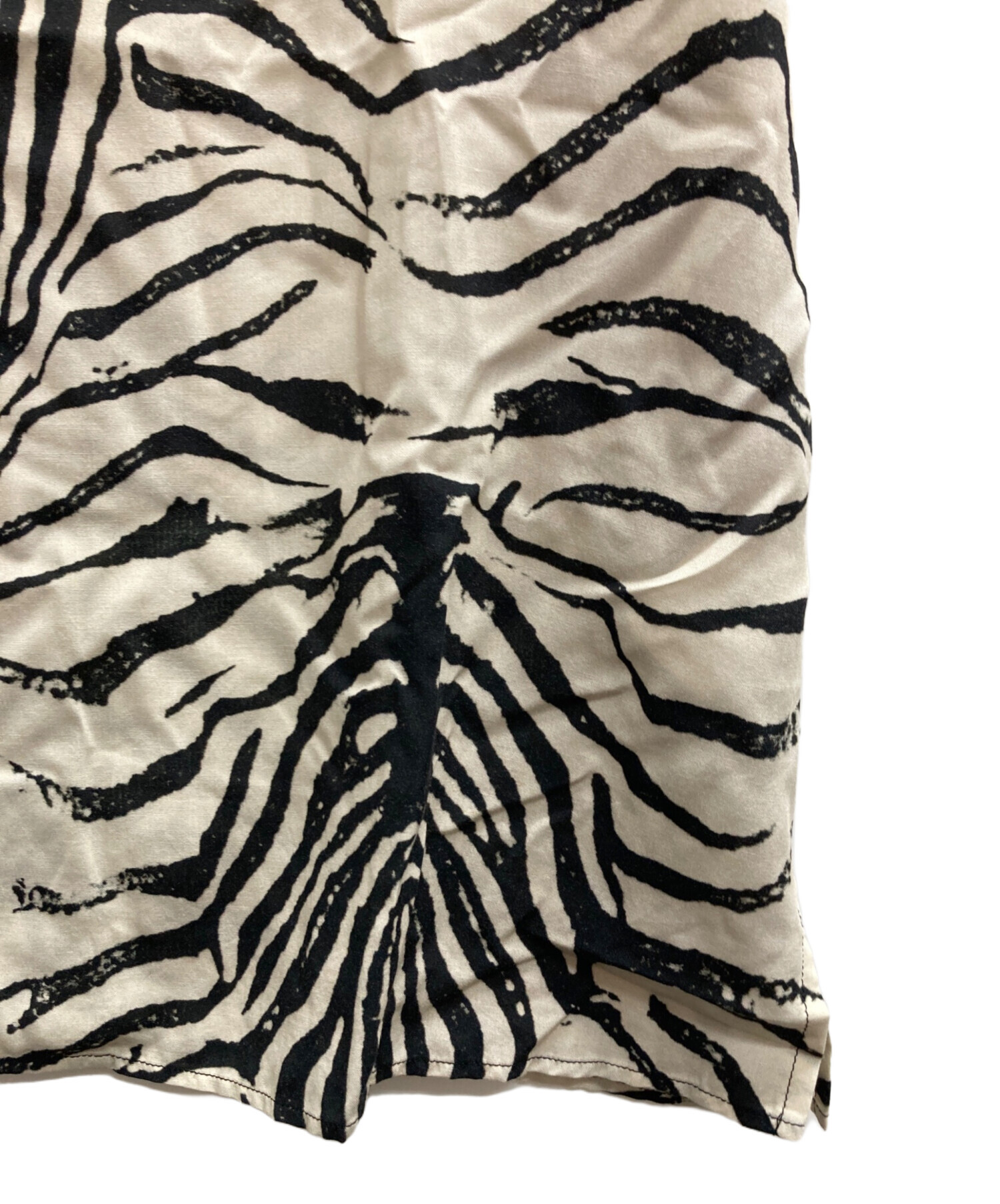 セリーヌ CELINE 衣料品 トップス レーヨン レディース ブラック系 / ホワイト系 【中古】 楽天市場】セリーヌ CELINE 衣料品 トップス レーヨン レディース