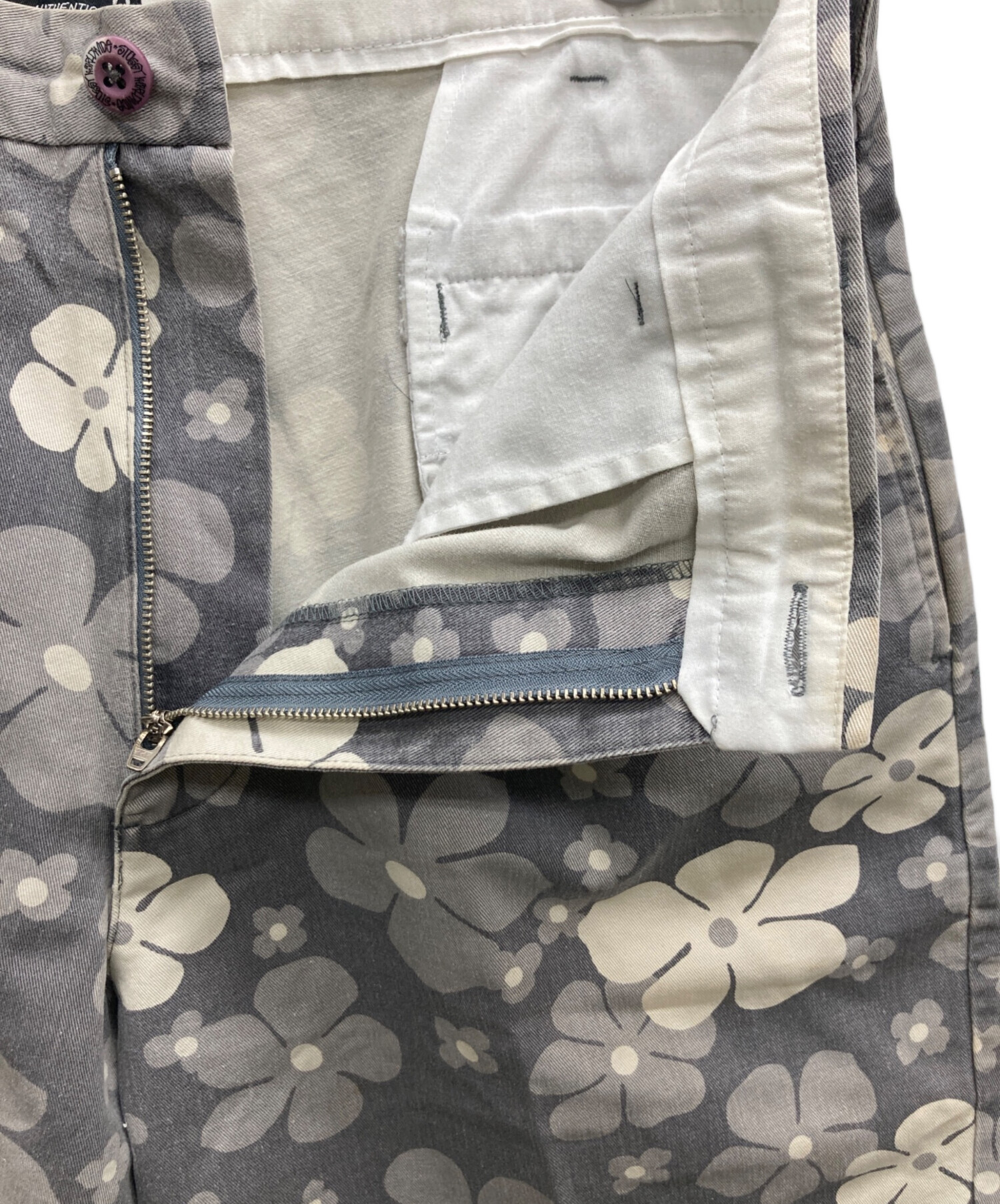 Stussy フラワー柄 ショートパンツ花柄稀少90s当時物総柄vintage 中古・古着通販】stussy (ステューシー) 90s花柄ショーツ グレー