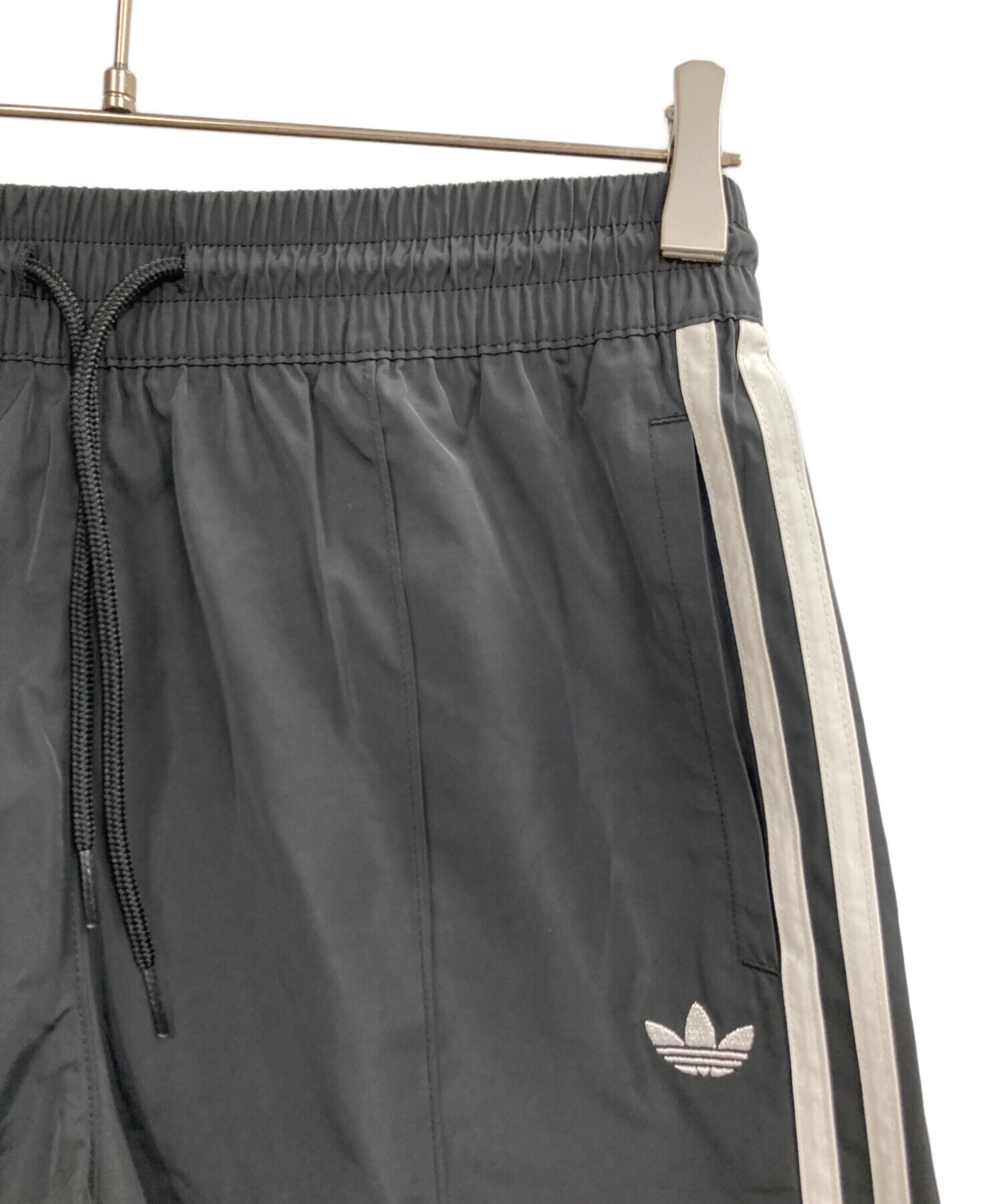 中古・古着通販】adidas (アディダス) レース トリム スリーストライプ