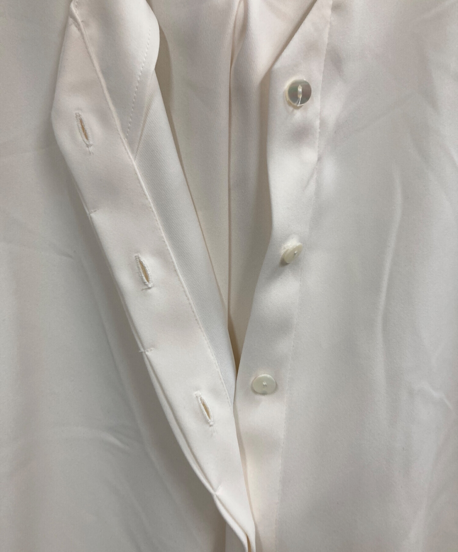 中古・古着通販】SOEJU (ソージュ) サテンショートスリーブボウタイ