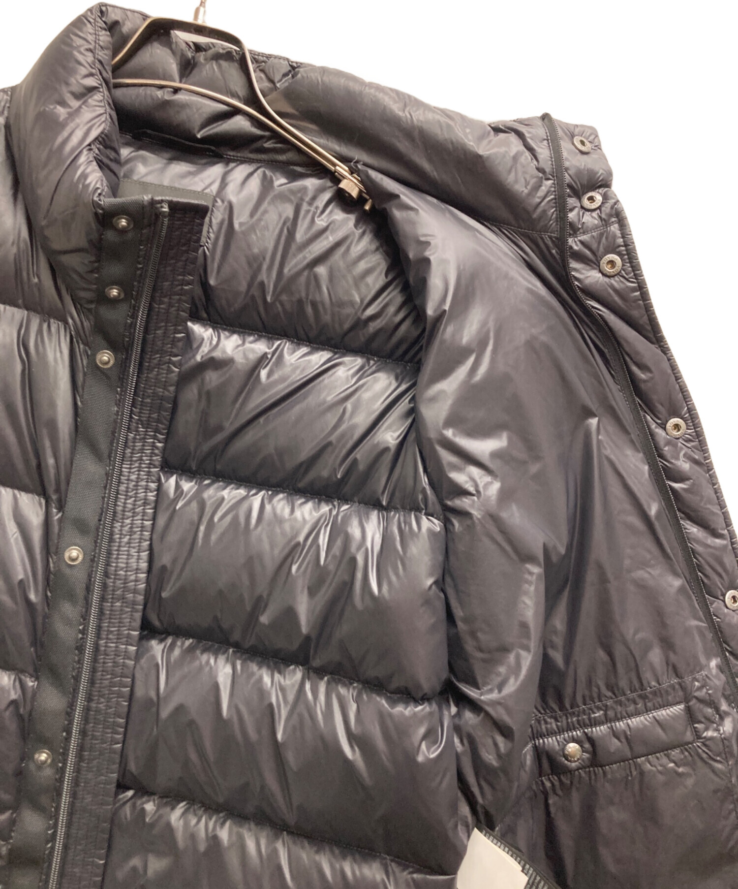 中古・古着通販】PRADA (プラダ) トライアングルロゴプレートダウン