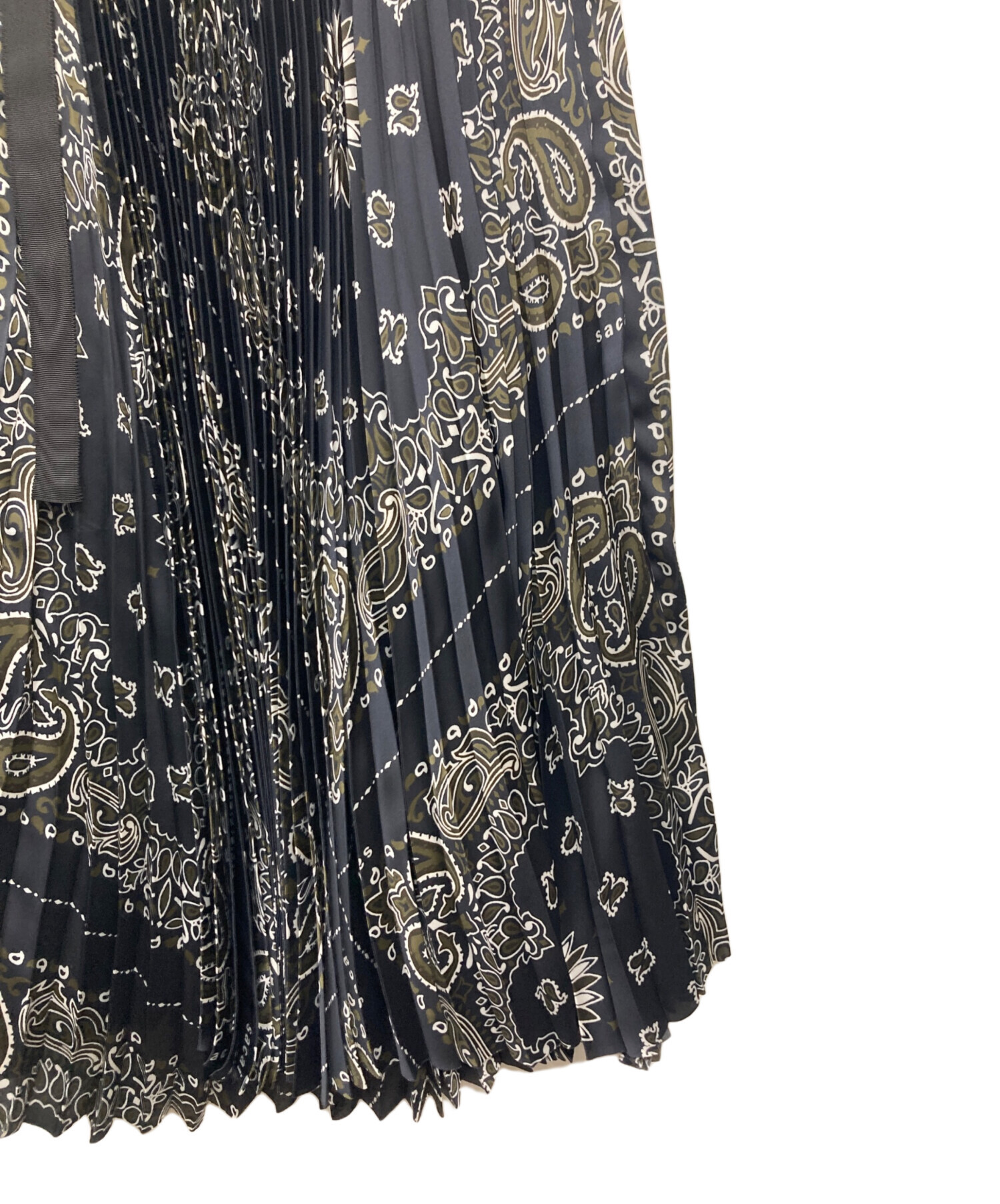 中古・古着通販】sacai (サカイ) Bandana Print Skirt ネイビー サイズ