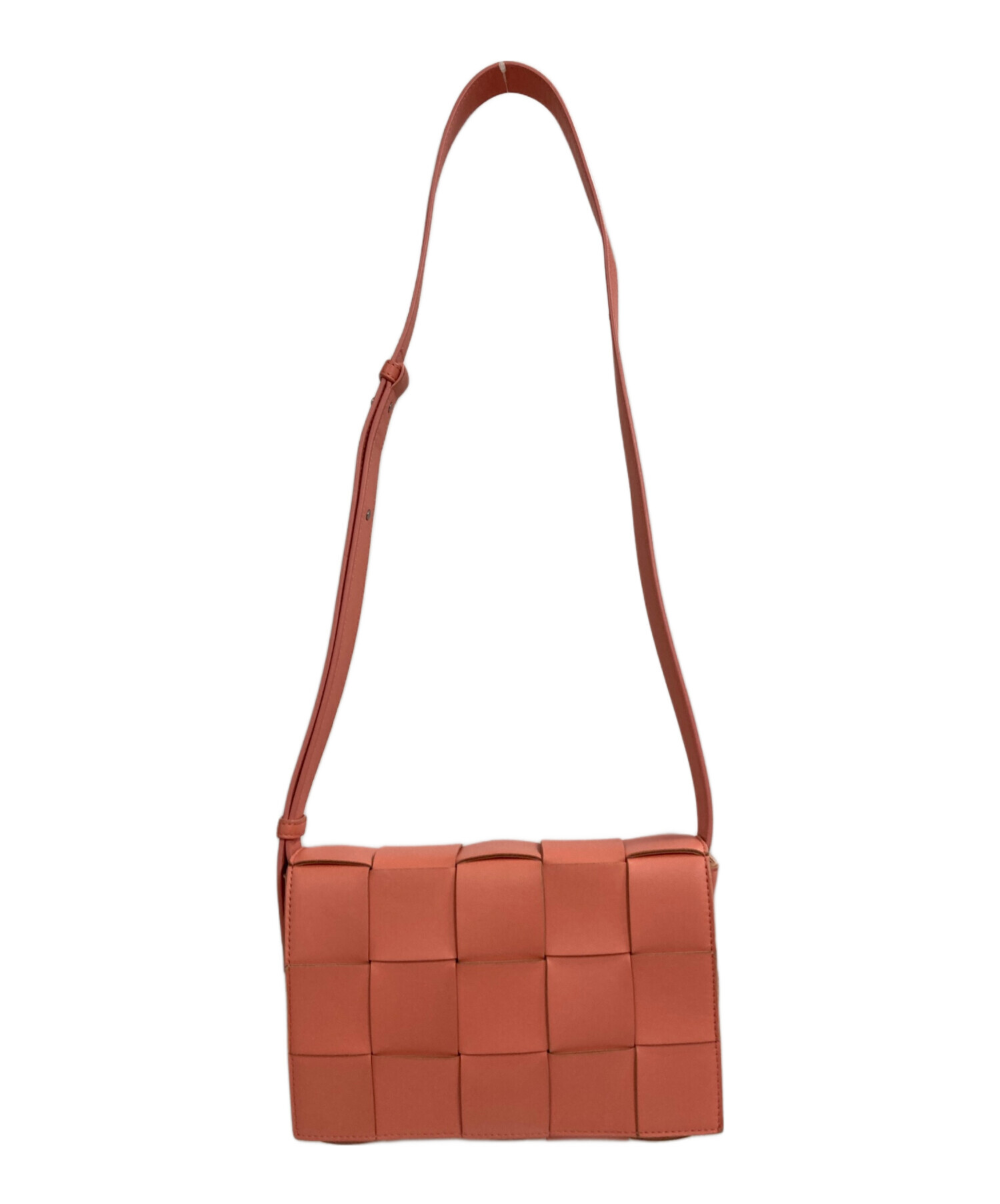 BOTTEGA VENETA ボッテガベネタ ショルダーバッグ  ピンク 【古着】【中古】【送料無料】 中古・古着通販】BOTTEGA VENETA (ボッテガベネタ) イントレチャート