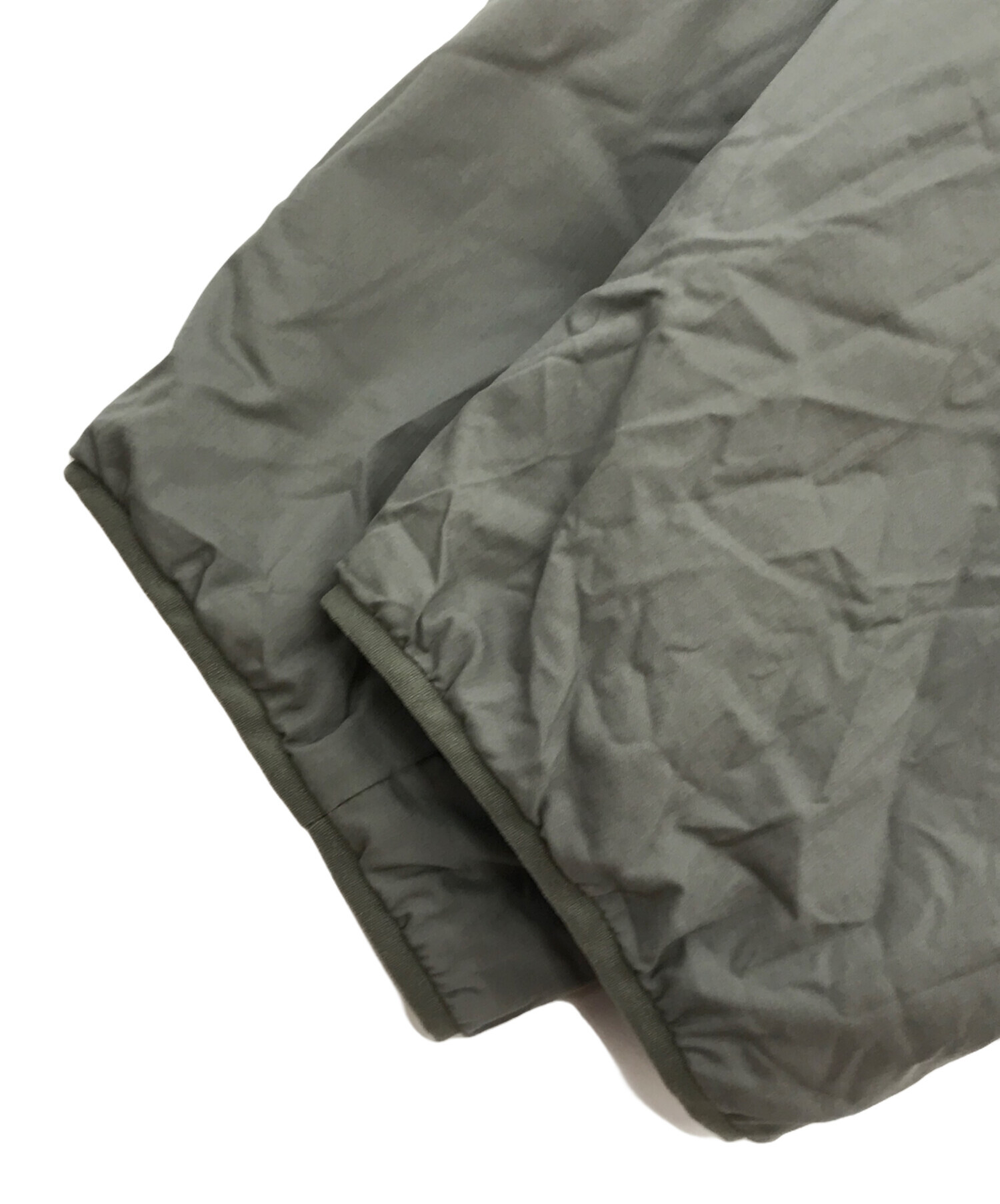 タグ付き ARC'TERYX ノースリーブ M カーキ タグ付き ARC´TERYX ノースリーブ M カーキ