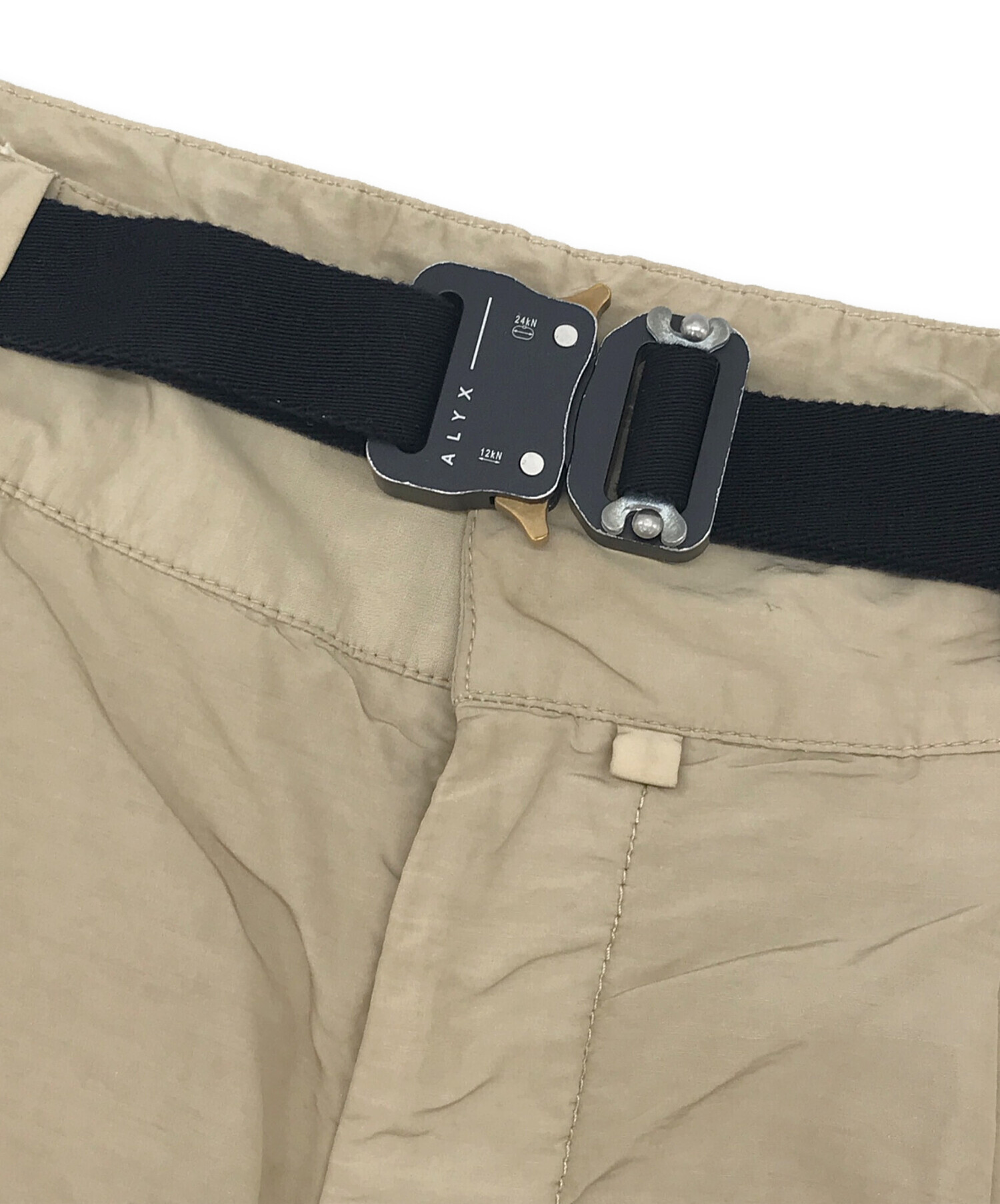 中古・古着通販】ALYX (アリクス) ナイロンパンツ ベージュ サイズ:48