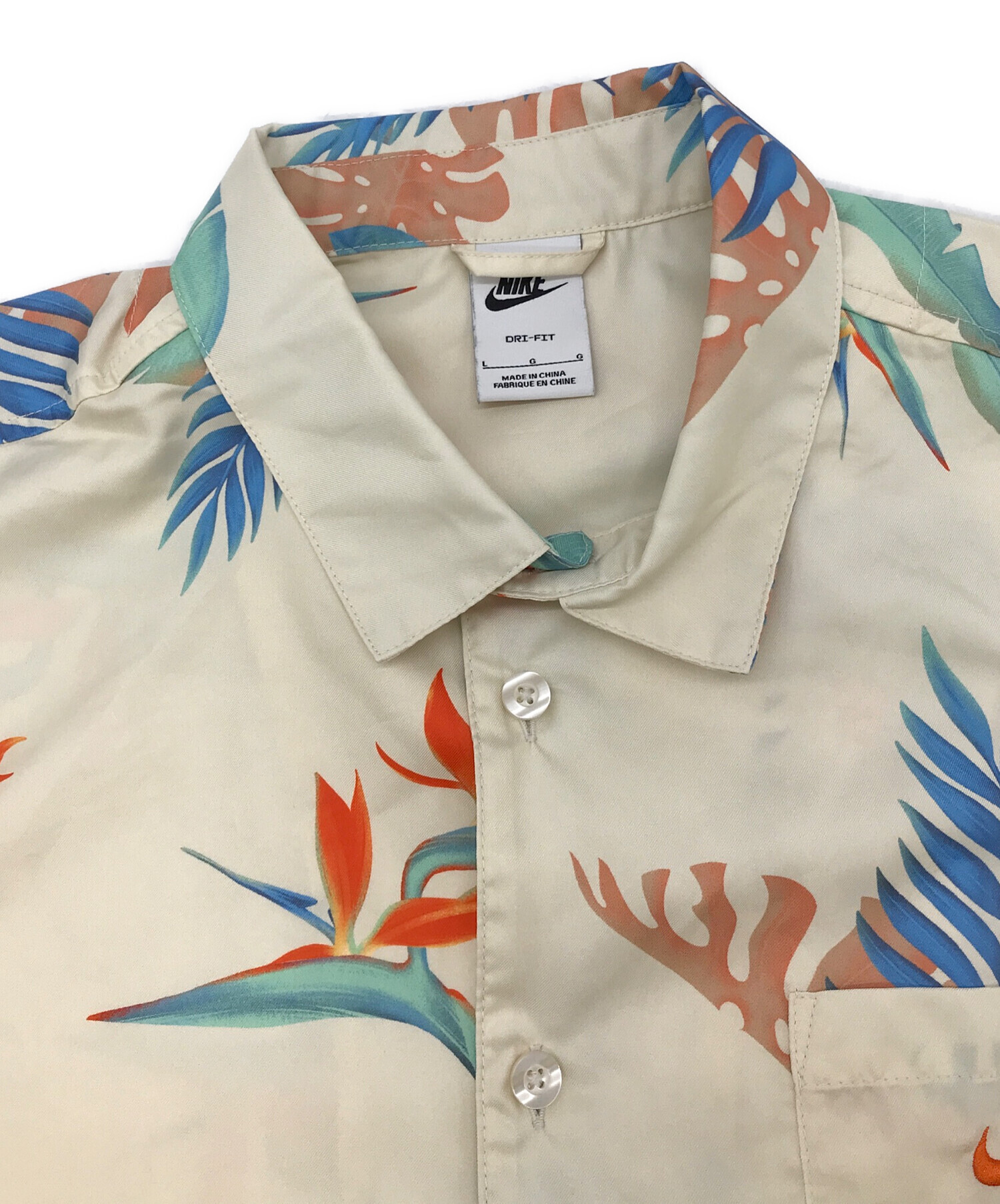 中古・古着通販】NIKE (ナイキ) アロハシャツ アイボリー サイズ 中古・古着通販】NIKE (ナイキ) アロハシャツ アイボリー サイズ