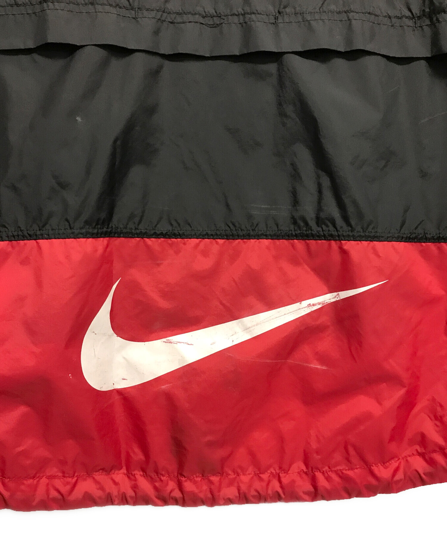 NIKE ナイロンジャケット レッド ブラック S 中古・古着通販】NIKE (ナイキ) 90`sナイロンジャケット レッド サイズ